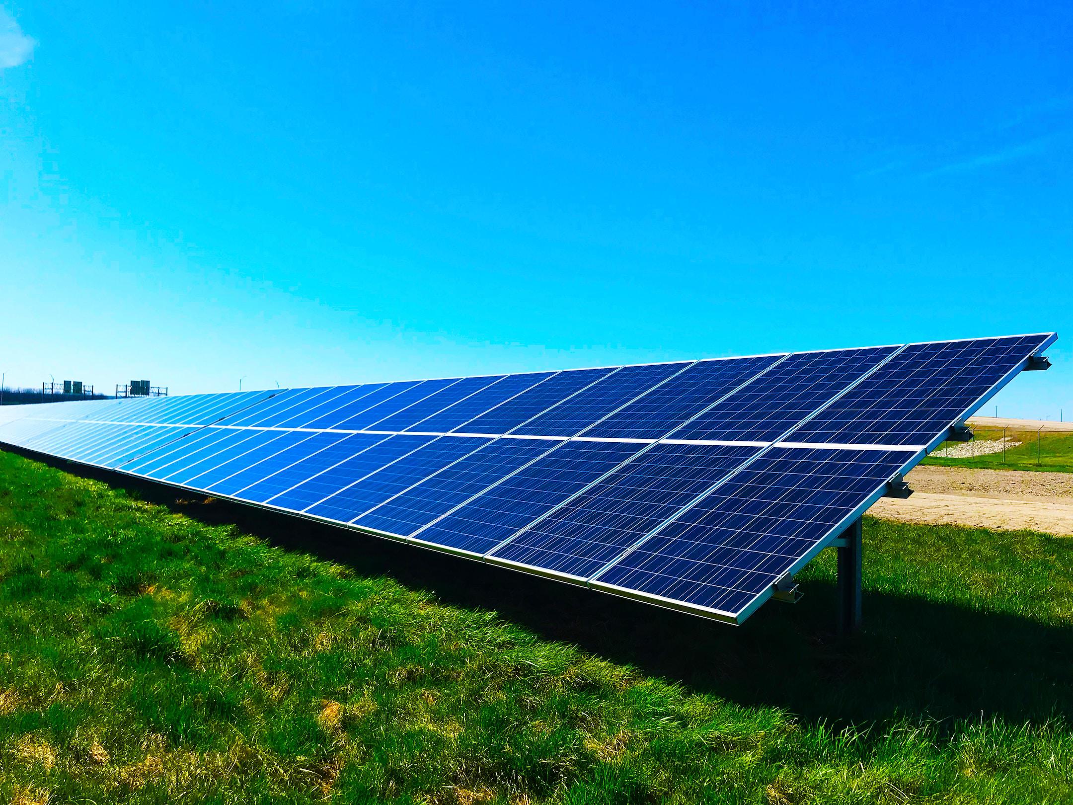 How Does the Government Incentivize Solar Backup Power?