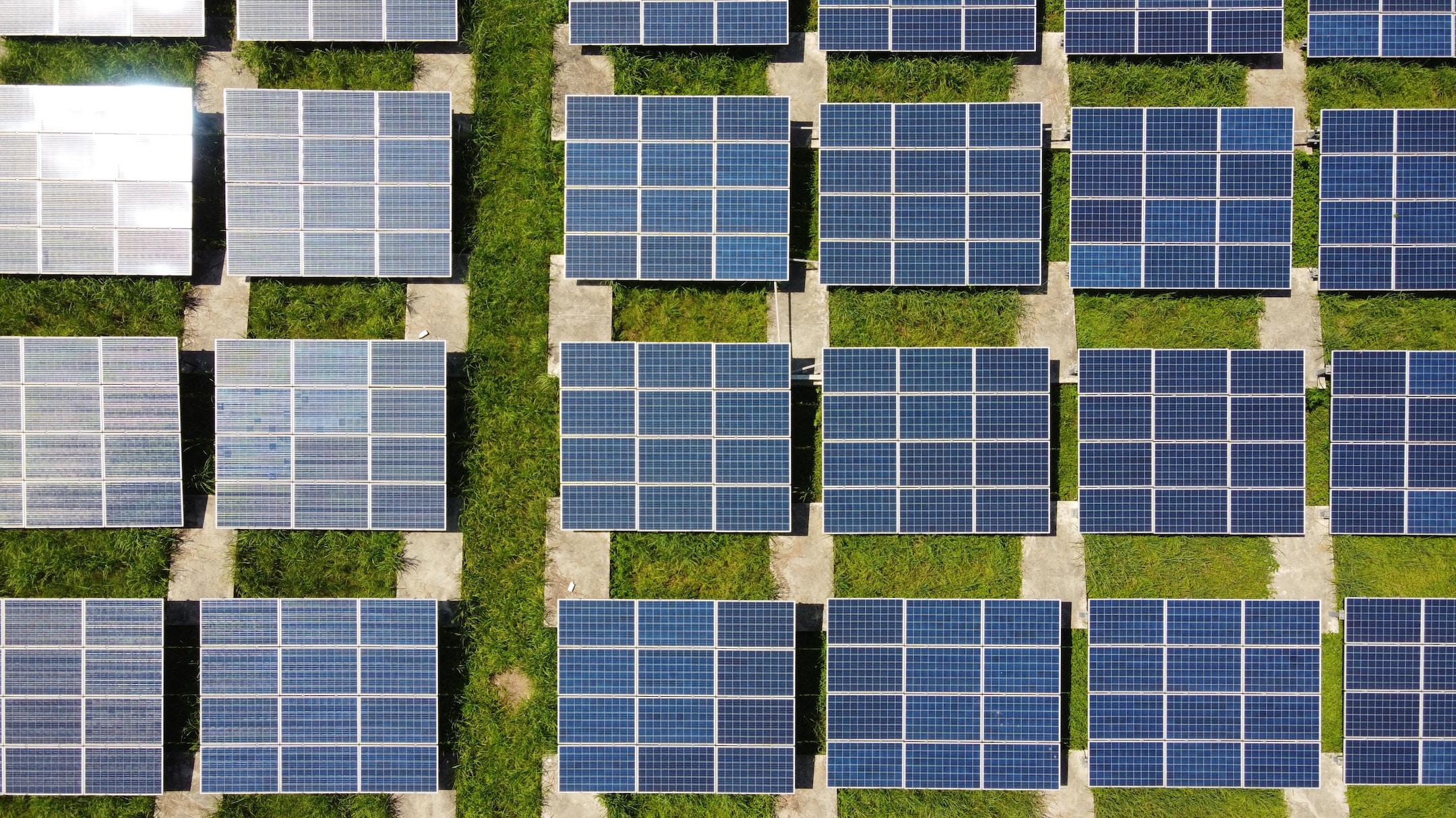 Bird&#x27;s eye view of solar solutions in Texas