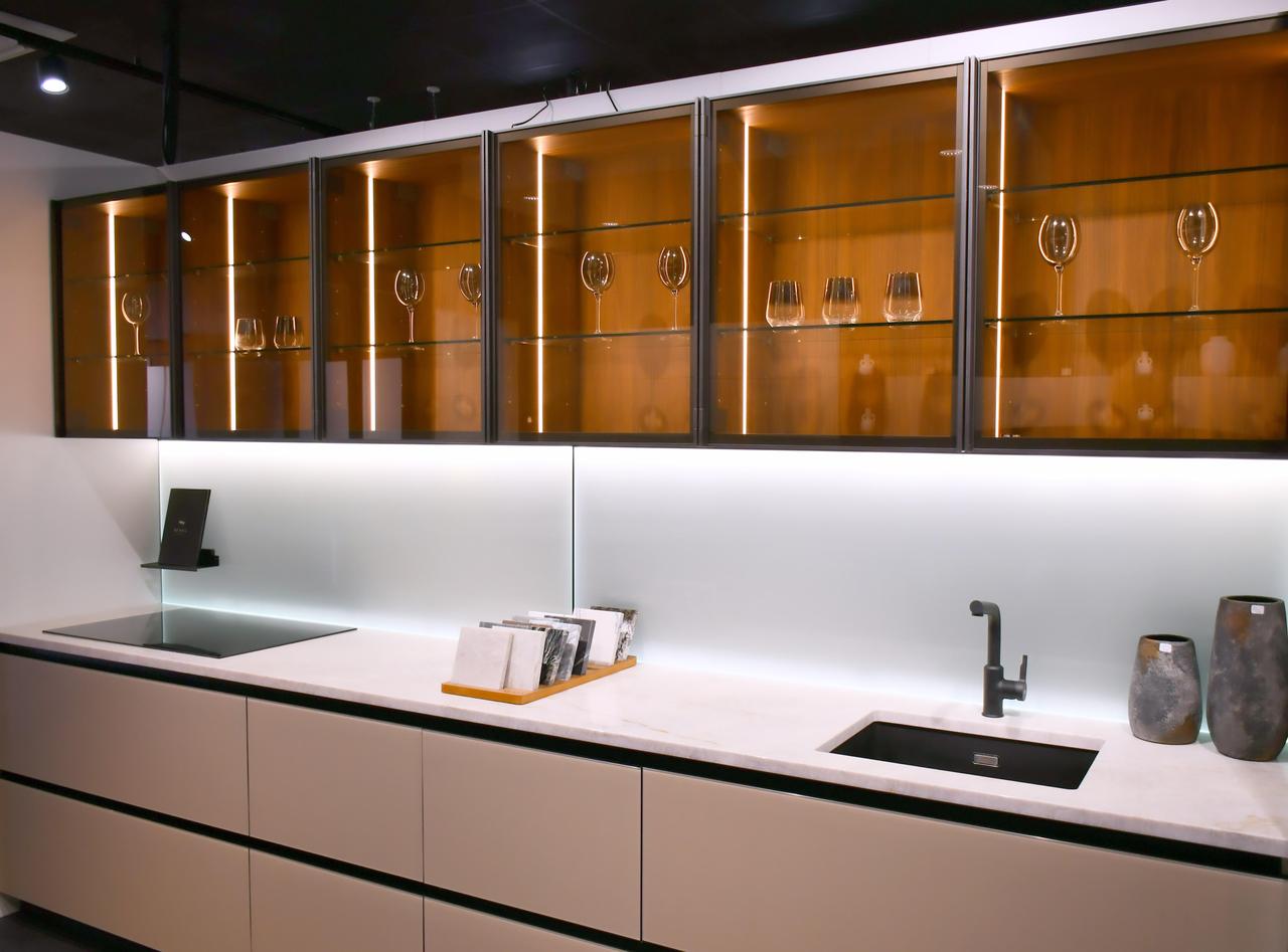 showroom 3.jpg