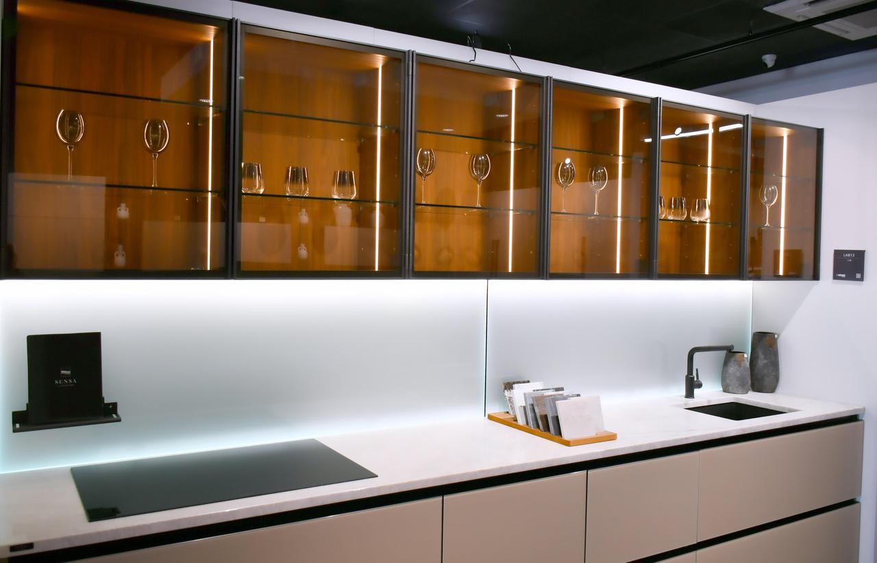 showroom 1.jpg