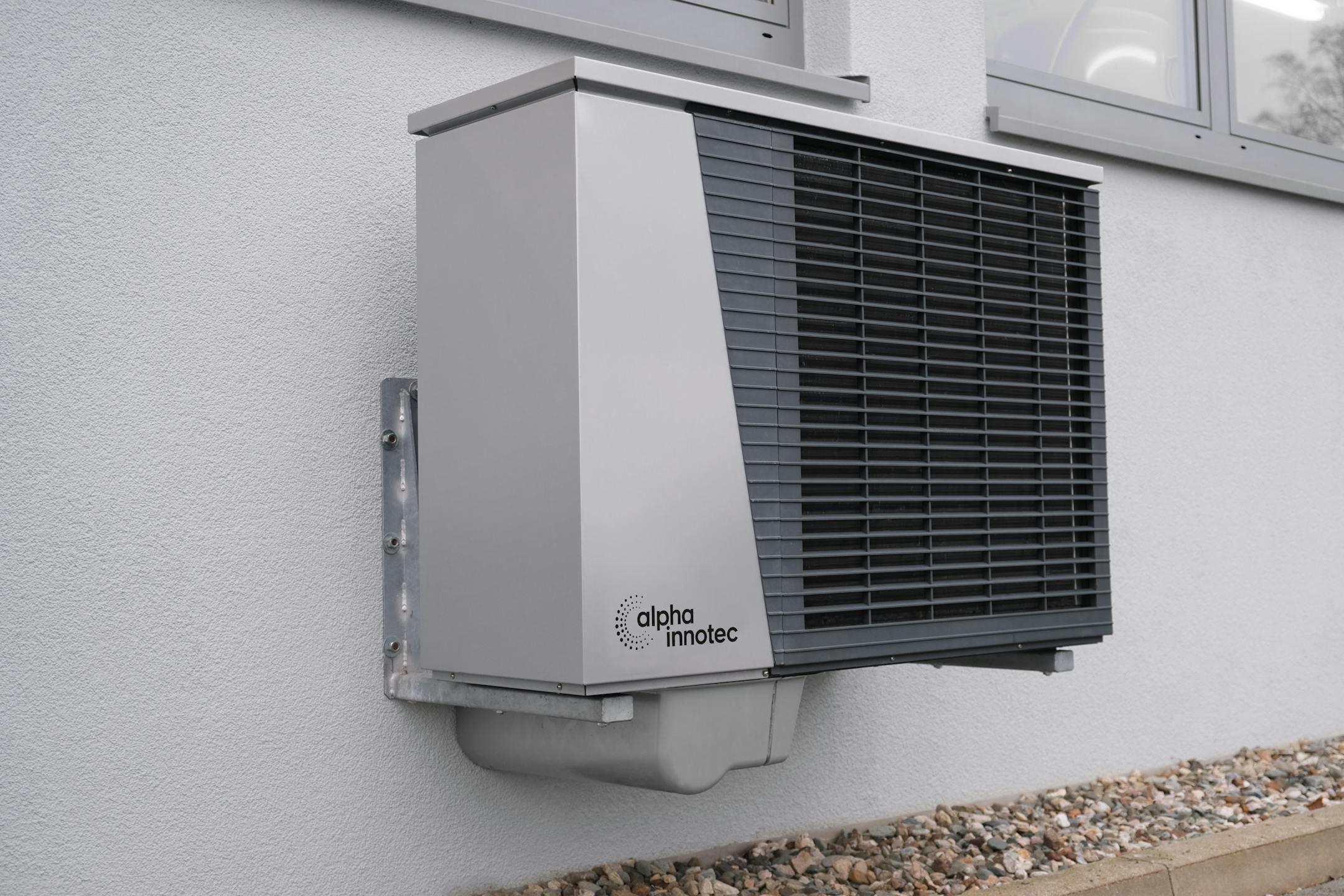 Installing a heat pump in Michigan is an excellent strategy for the cold months