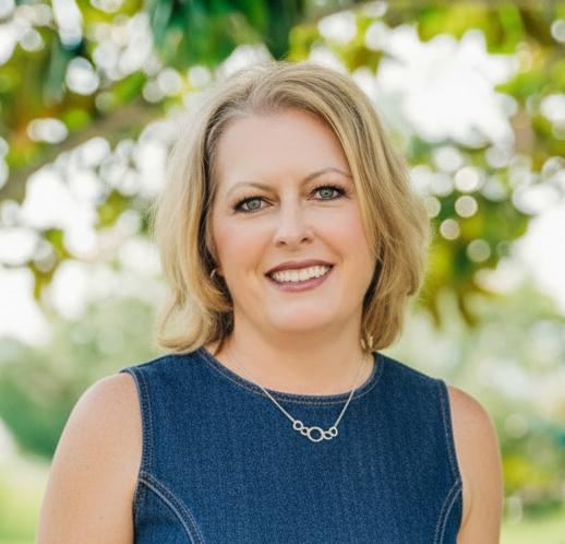 melanie whitcomb.jpg