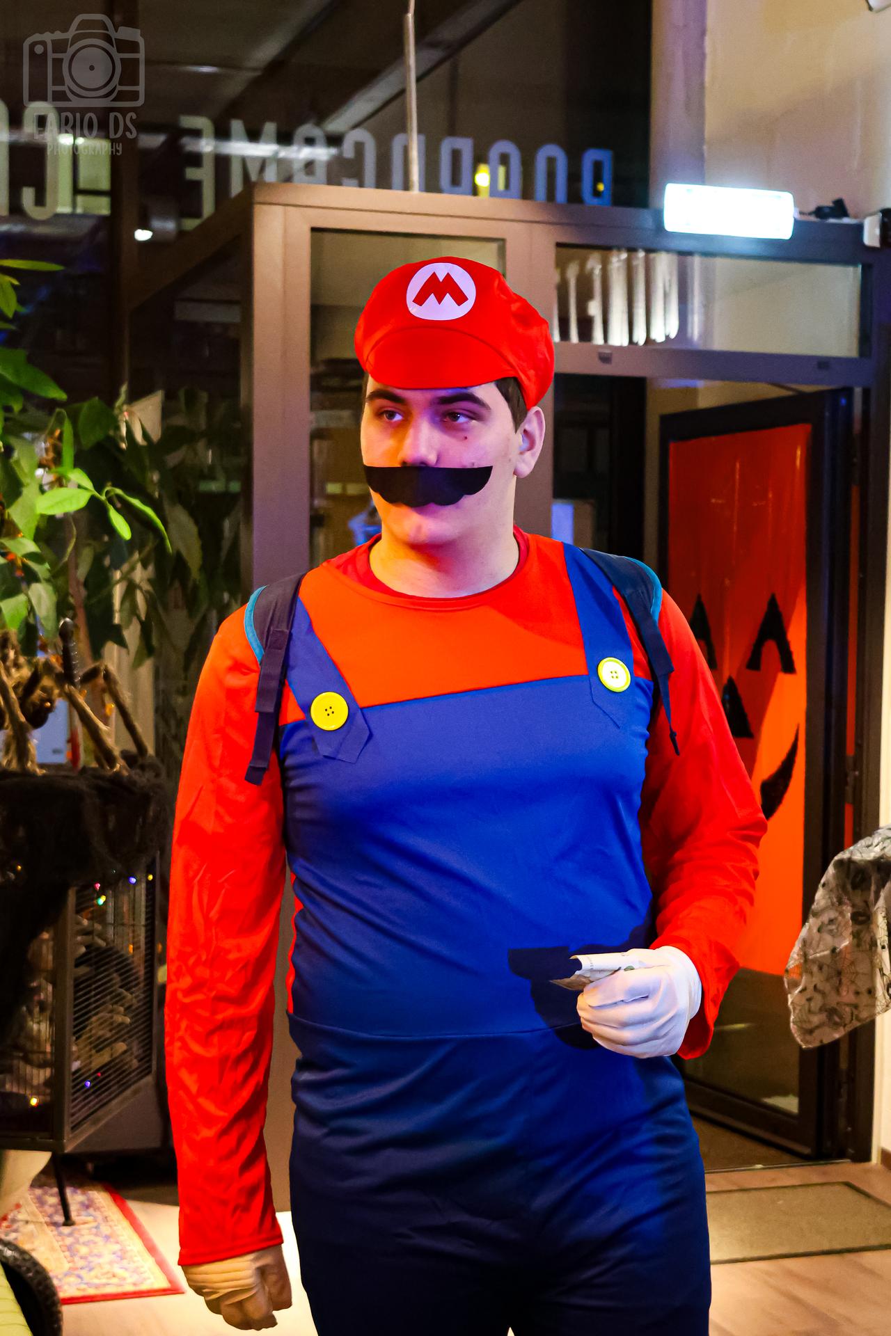 mario 1.jpg