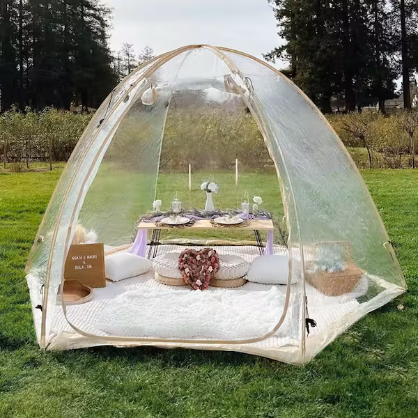 Transparent bubble tent