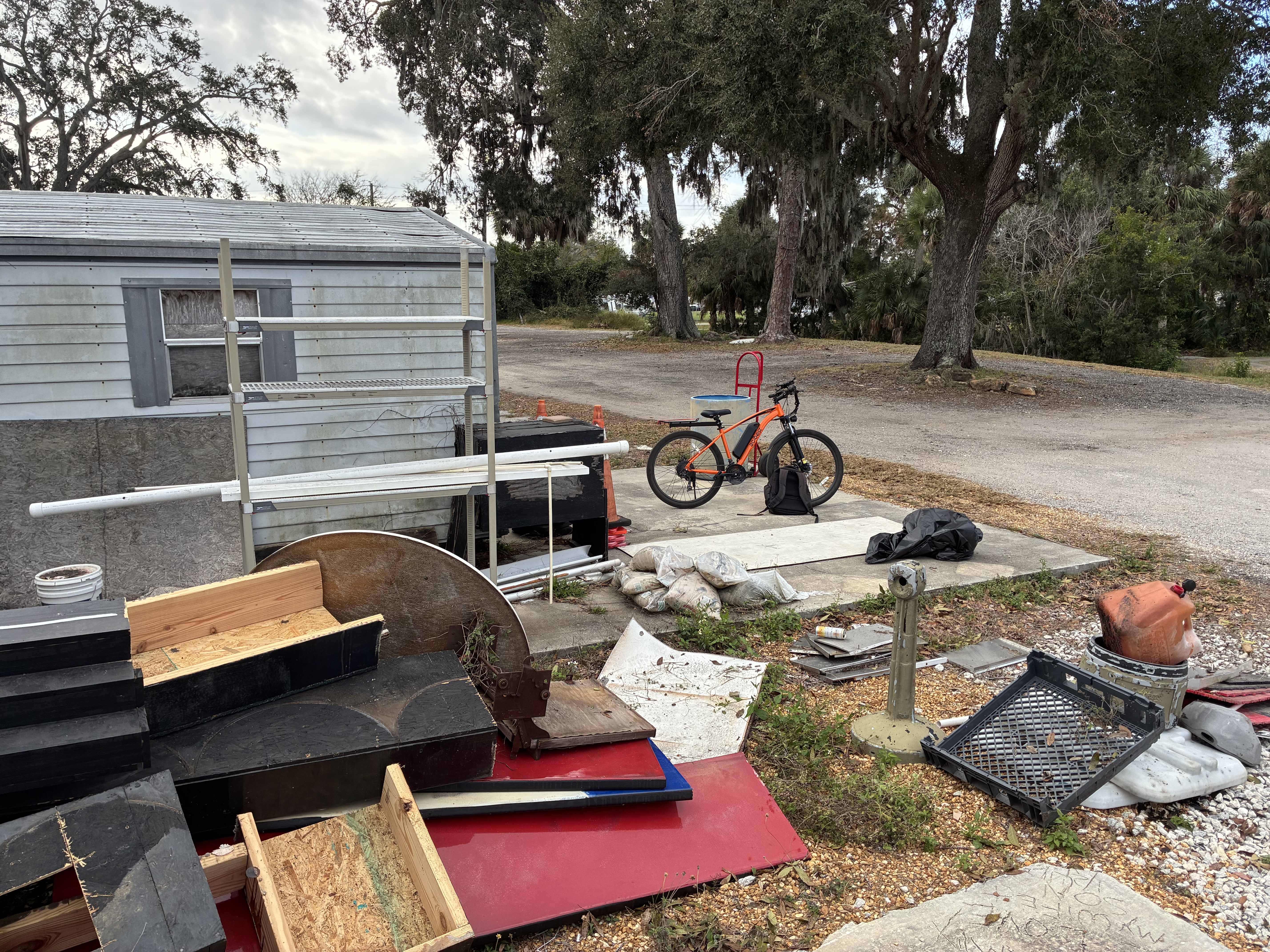 Commercial junk removal service