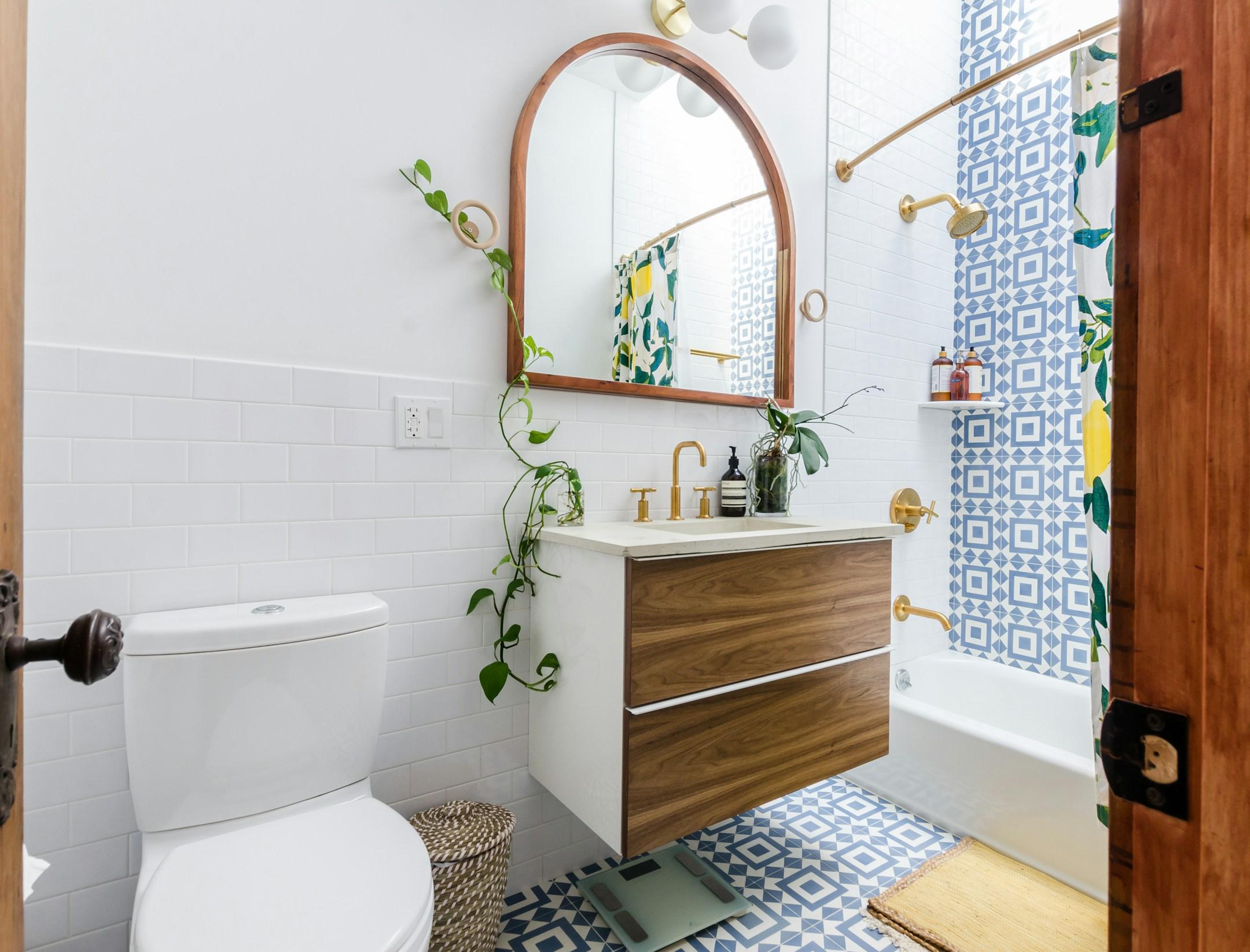 tropical vibes in this brooklyn brownstone renovated bathroom
