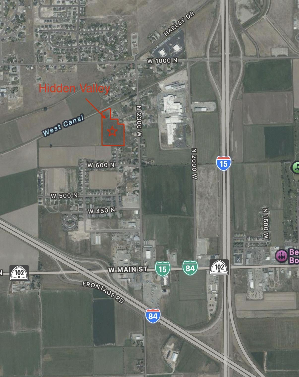 Nearby amenities around Hidden Valley