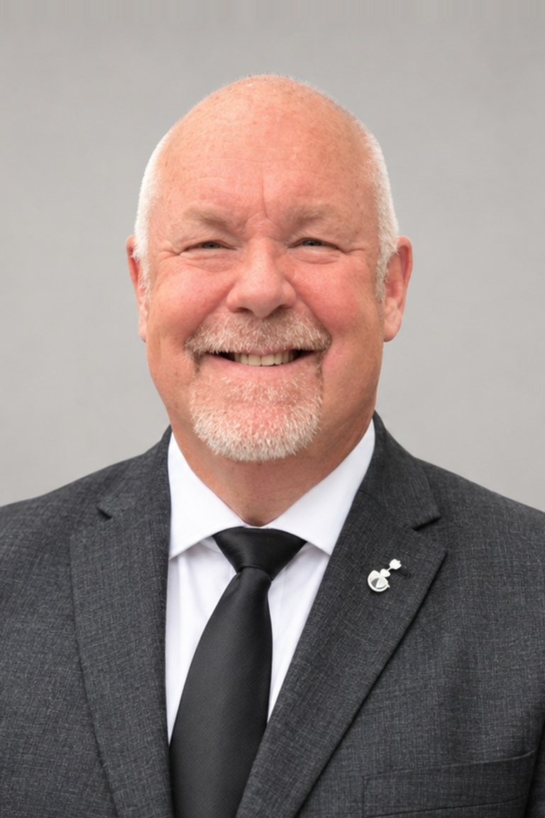 Professional celebrant Wayne Evans