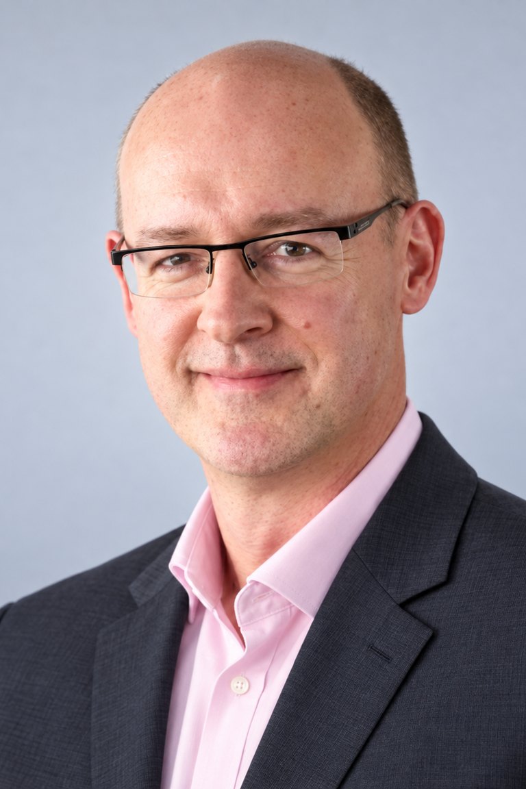 Professional celebrant Steve Thompson