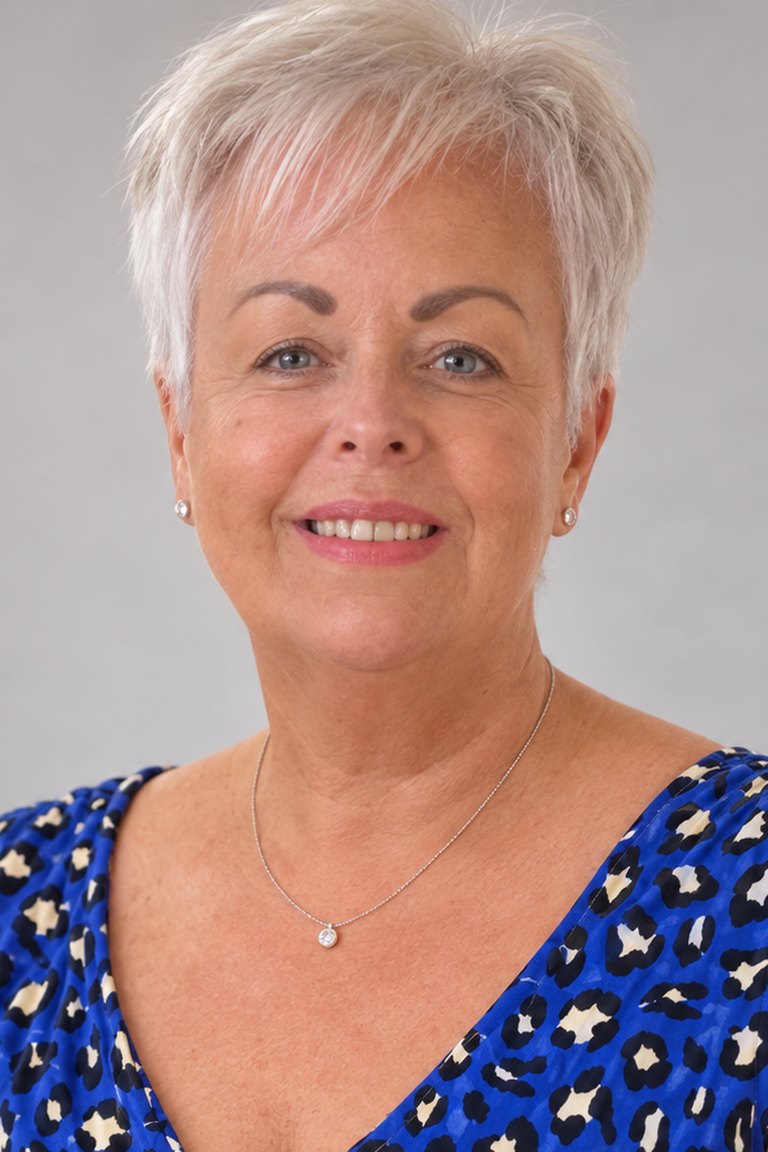 Professional celebrant Alyson Matthews