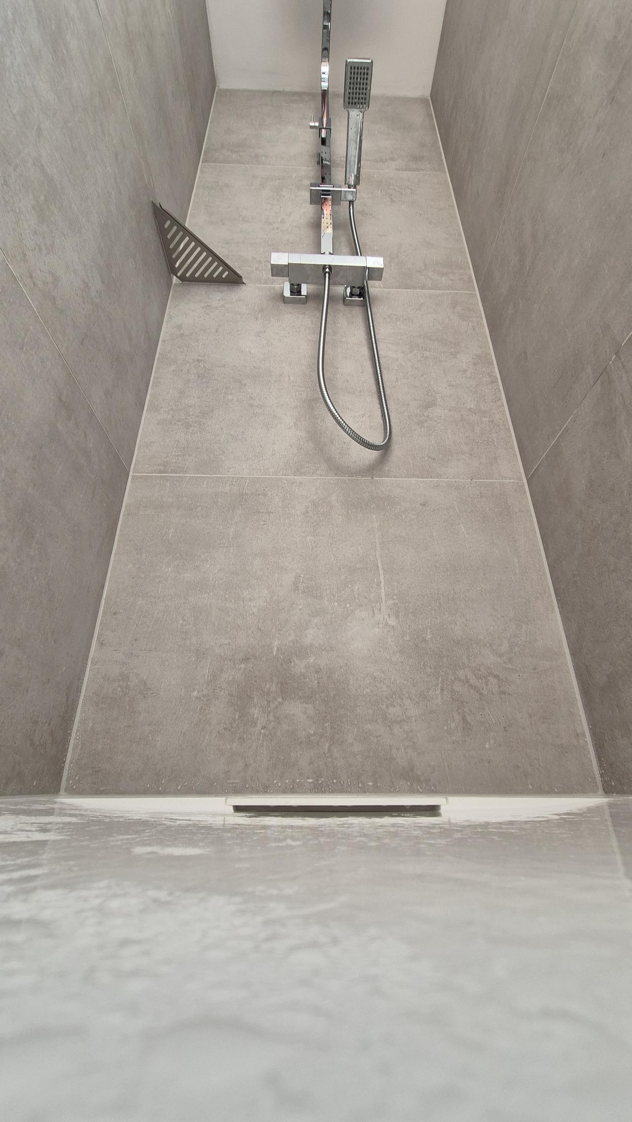 shower-coventry-tiling.jpg