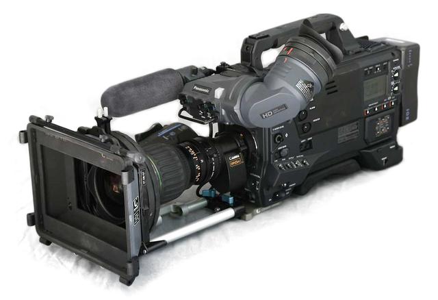 panasonic-aj-hdx900.jpg