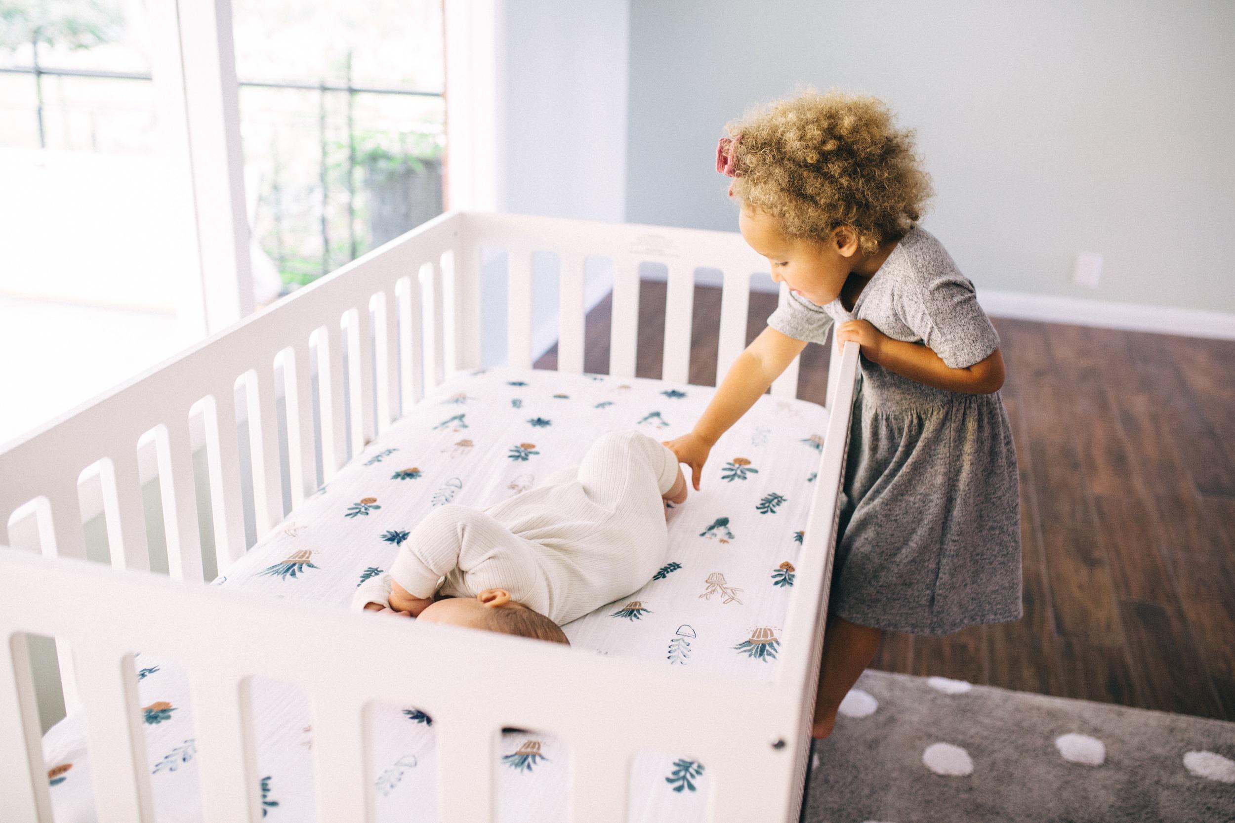 copy of cottonmuslincribsheet.lifestyle.pricklepots.littleunicorn.jpg