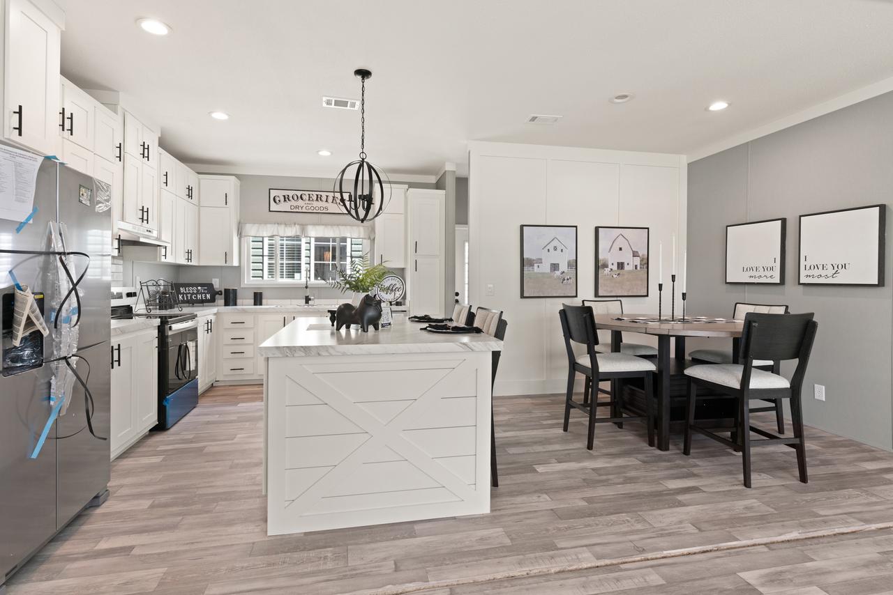 kitchen and dining area 2.jpg