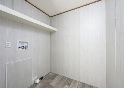 laundry room.jpg