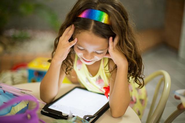Should I Use Tablet Subscription For My Child’s Device?