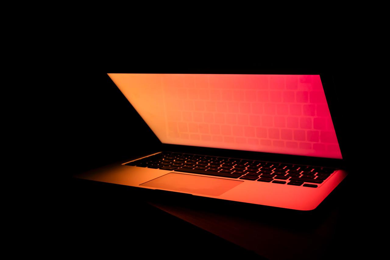 This is an image of a 5G enabled laptop.