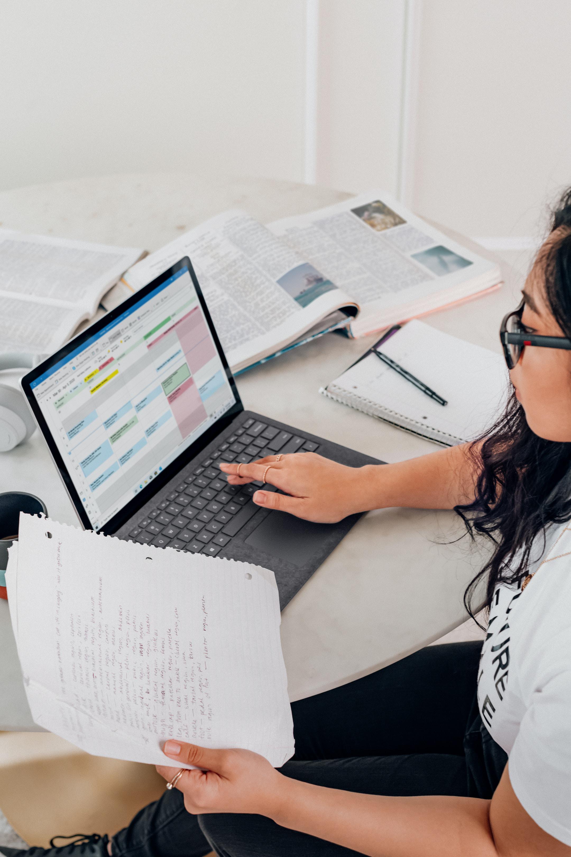 An employee using risk assessment tools