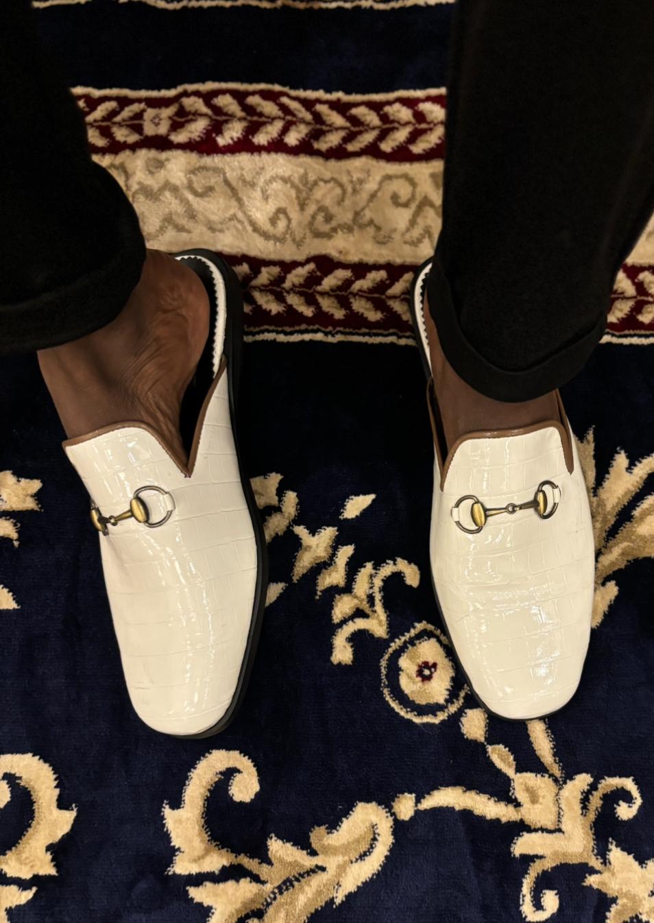 Pearl | Professional | Businessman | Leather shoe | Half-cover | Dubai | Abu Dhabi | UAE