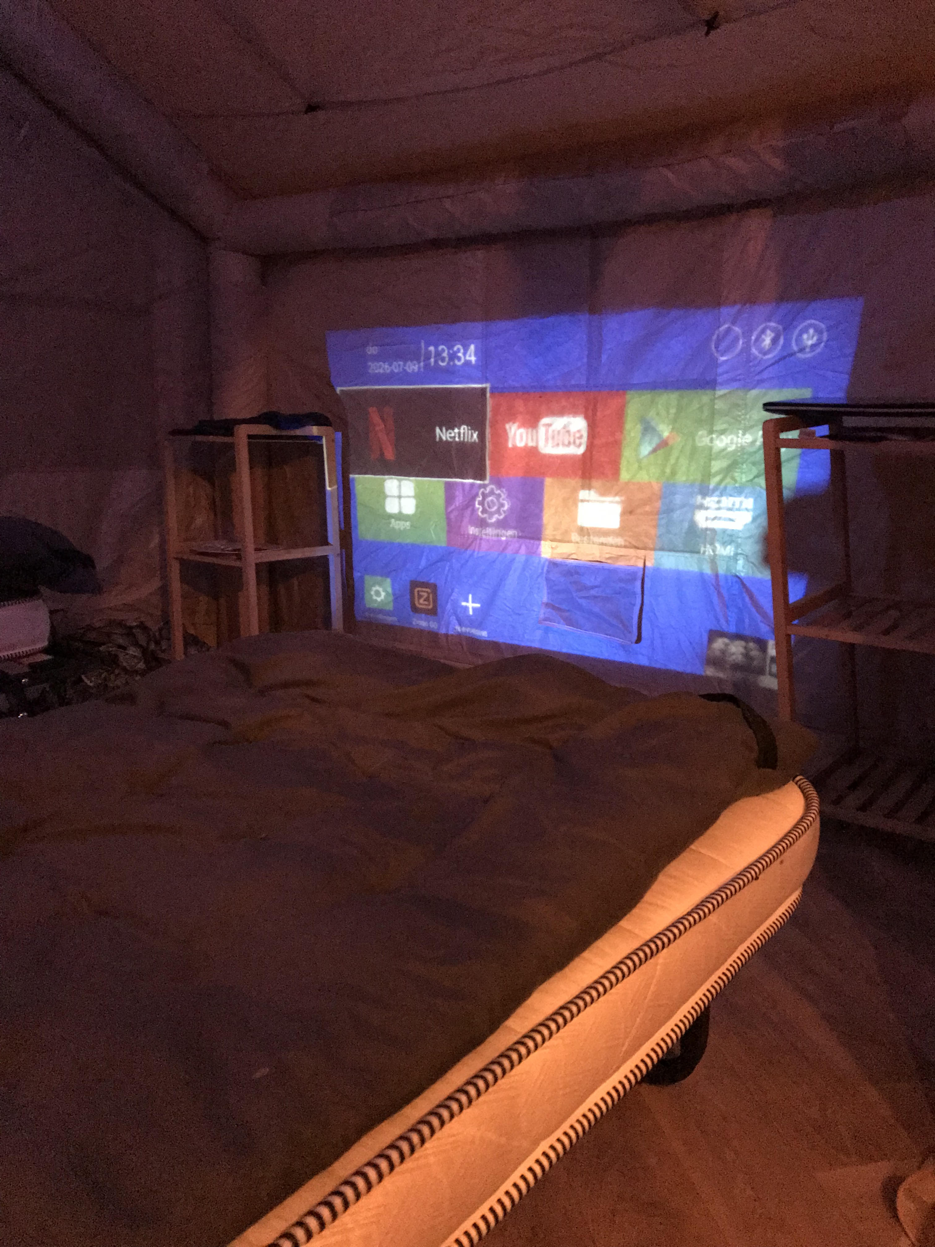Loperstent installatie - volledige glamping setup