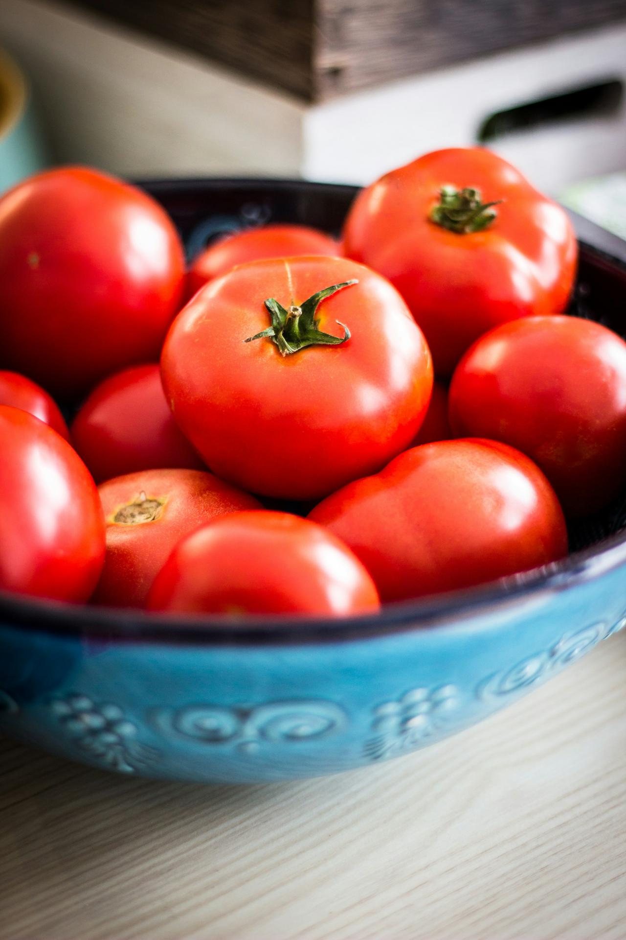 Tomatos