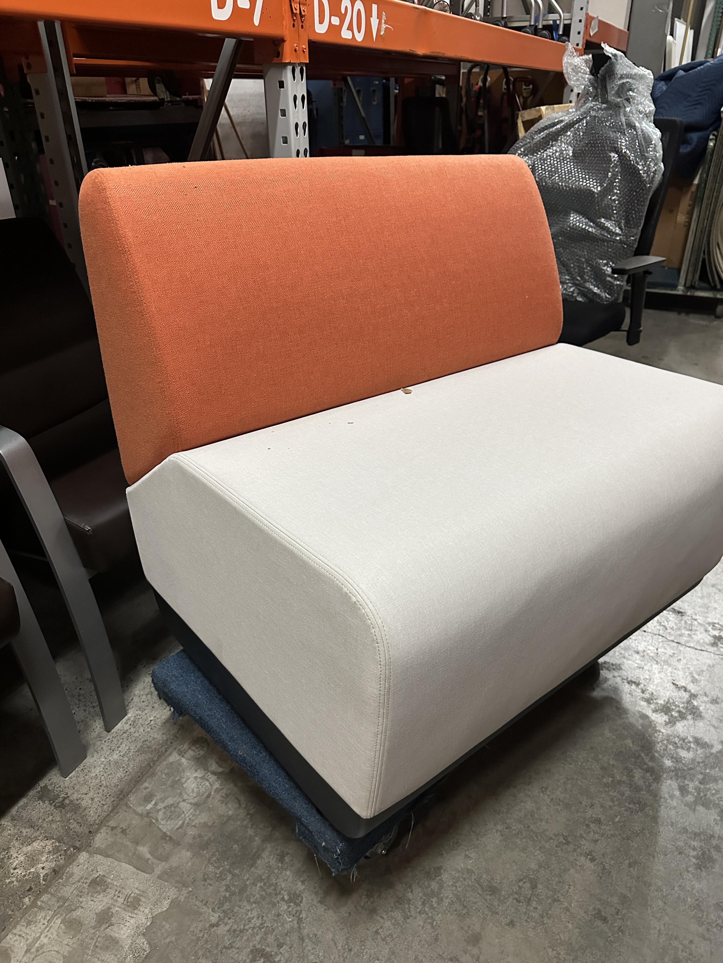!!soi - 36x26x33 - $ 275.jpg