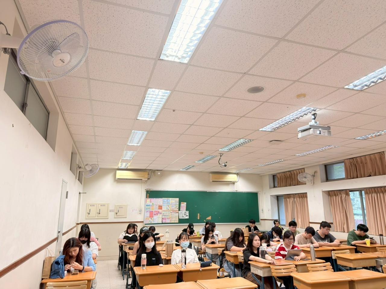 line_album_1015_251015_16.jpg 的副本.jpg