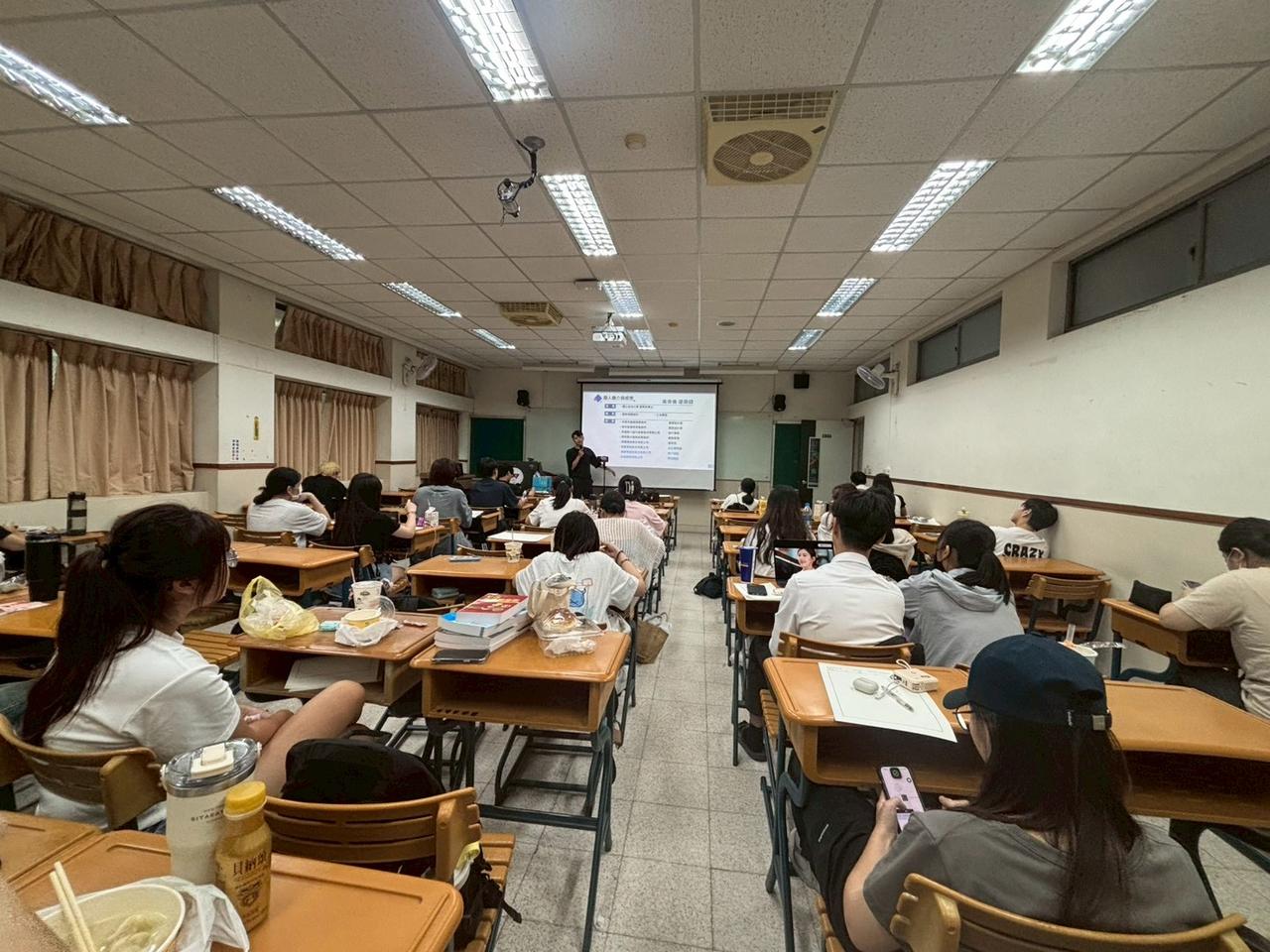 line_album_2025-10-8活動_251009_2.jpg 的副本.jpg