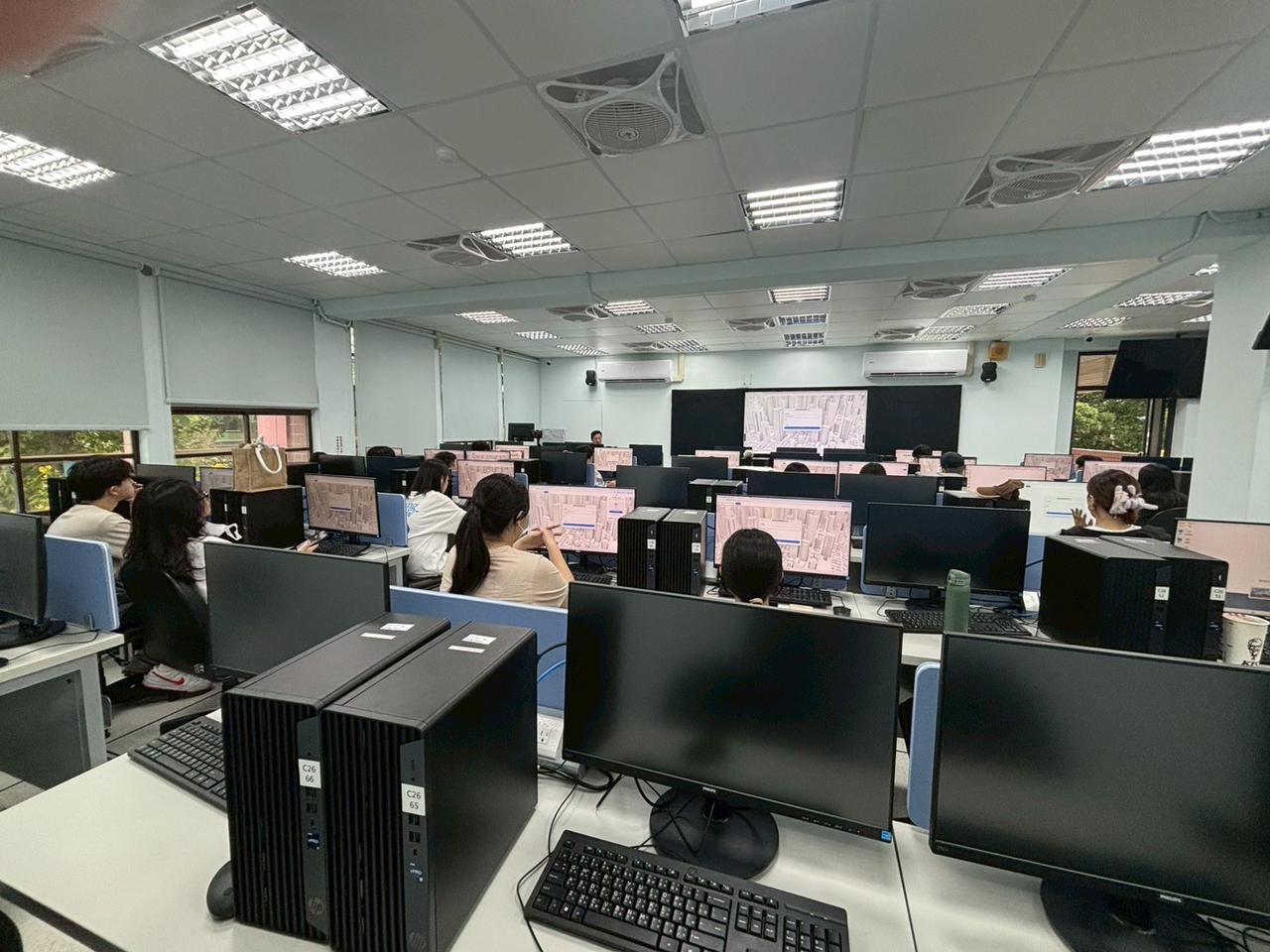 line_album_20251112_251114_4.jpg 的副本.jpg