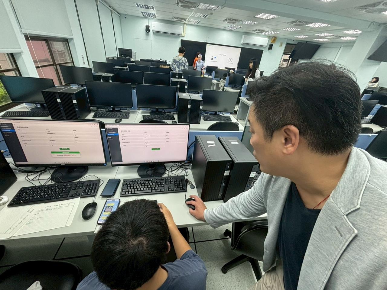 line_album_20251112_251114_9.jpg 的副本.jpg