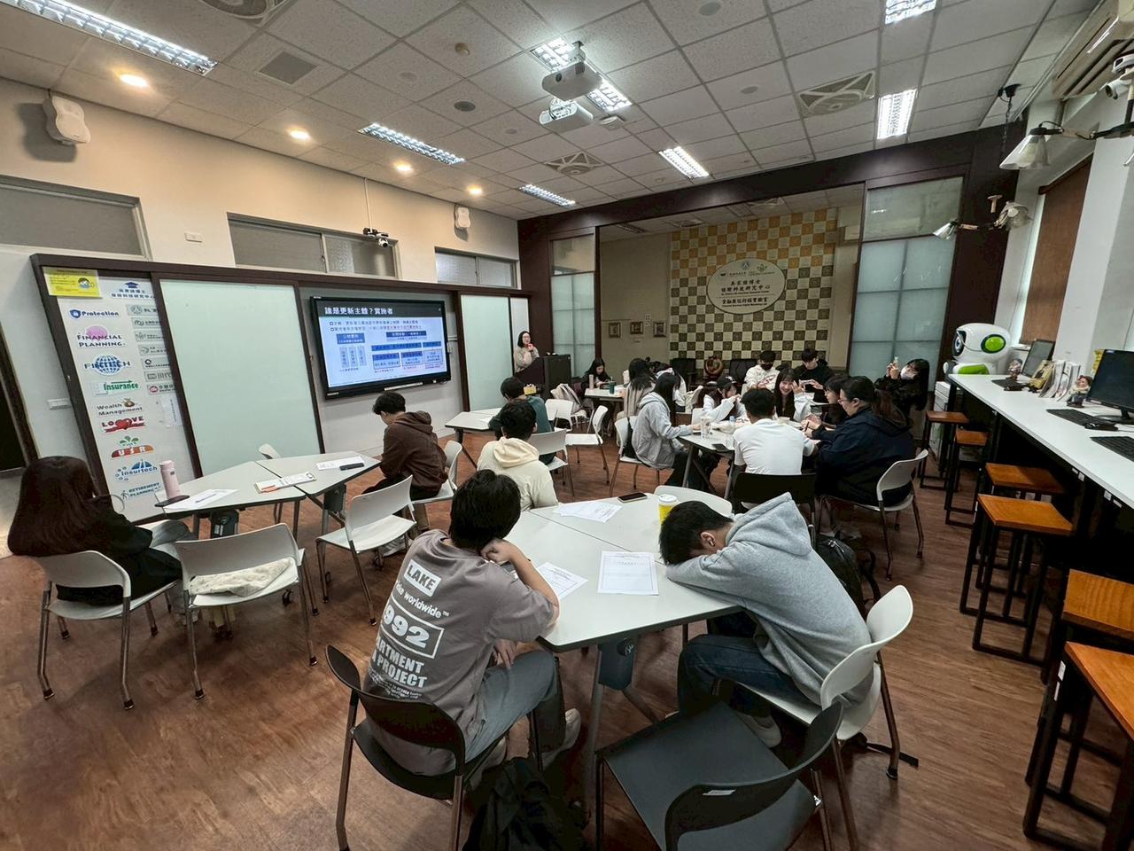 line_album_1029育慈_251029_5.jpg 的副本.jpg