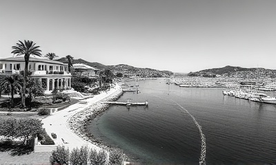 Sylwia Kaminska Luxury Property Broker - Cannes Waterfront Opportunities