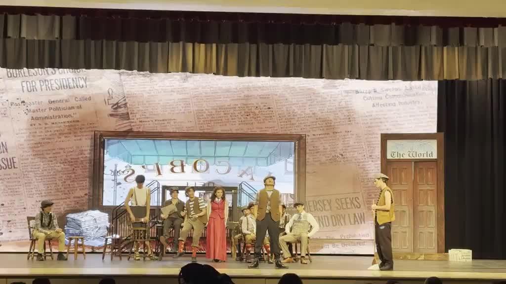 newsies (1).mp4