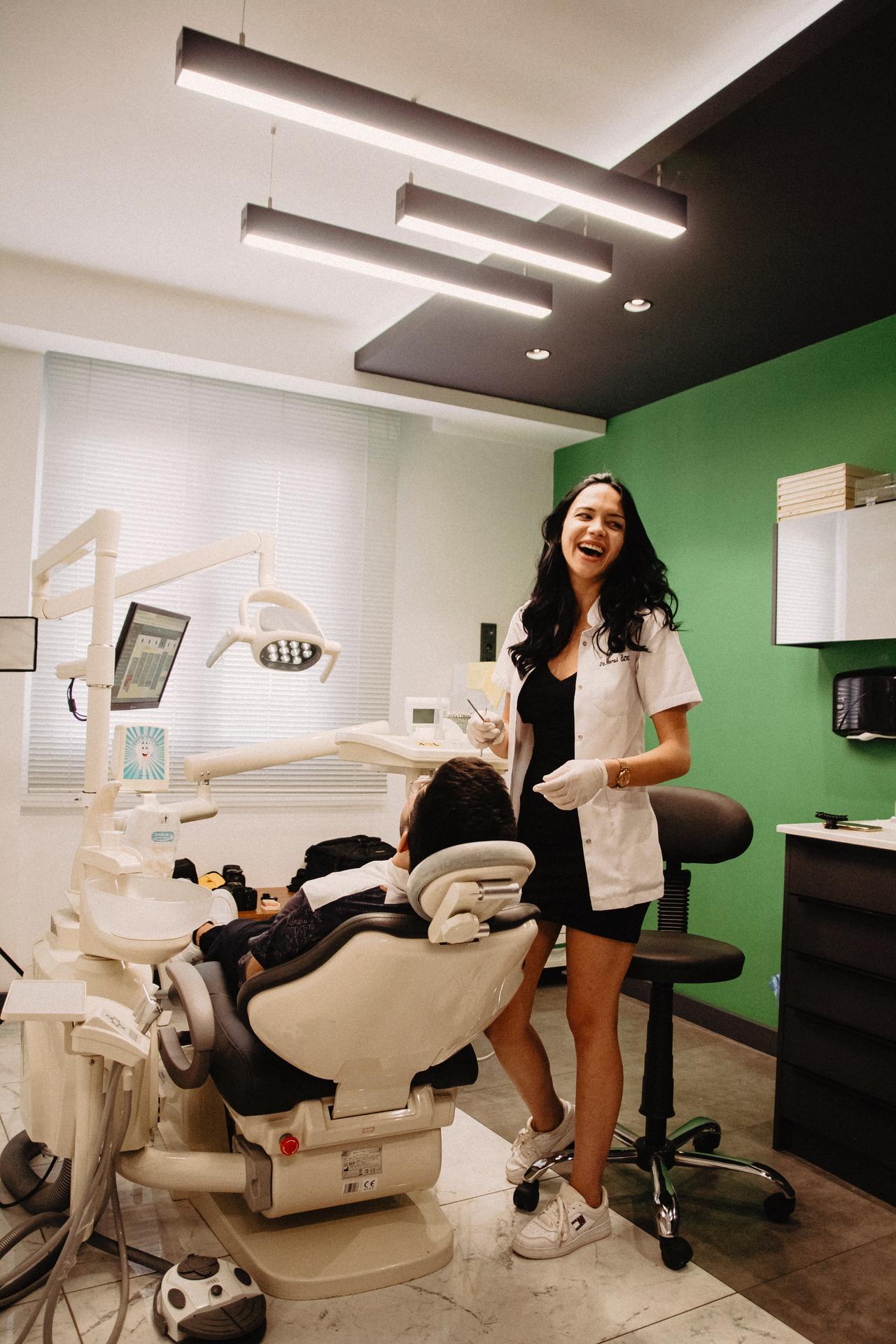 What Are CDHA Courses and How Can They Help You?