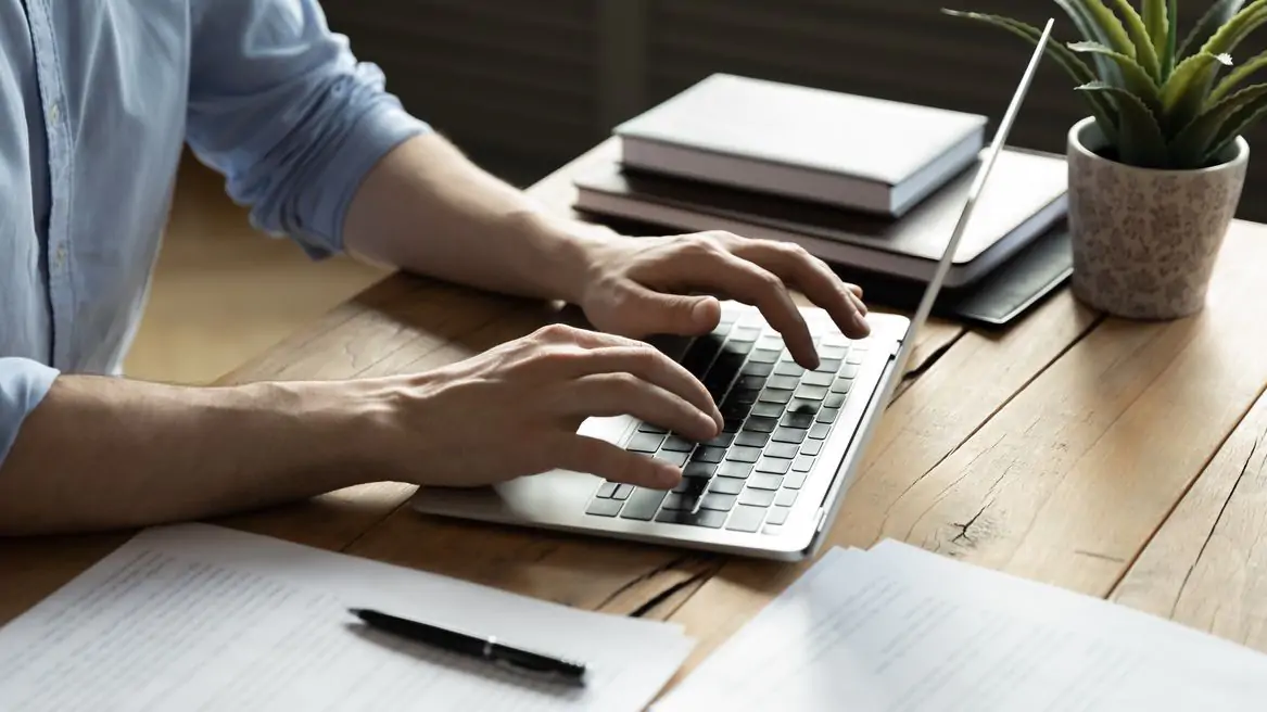 rediger-un-rapport-mag.jpg.webp