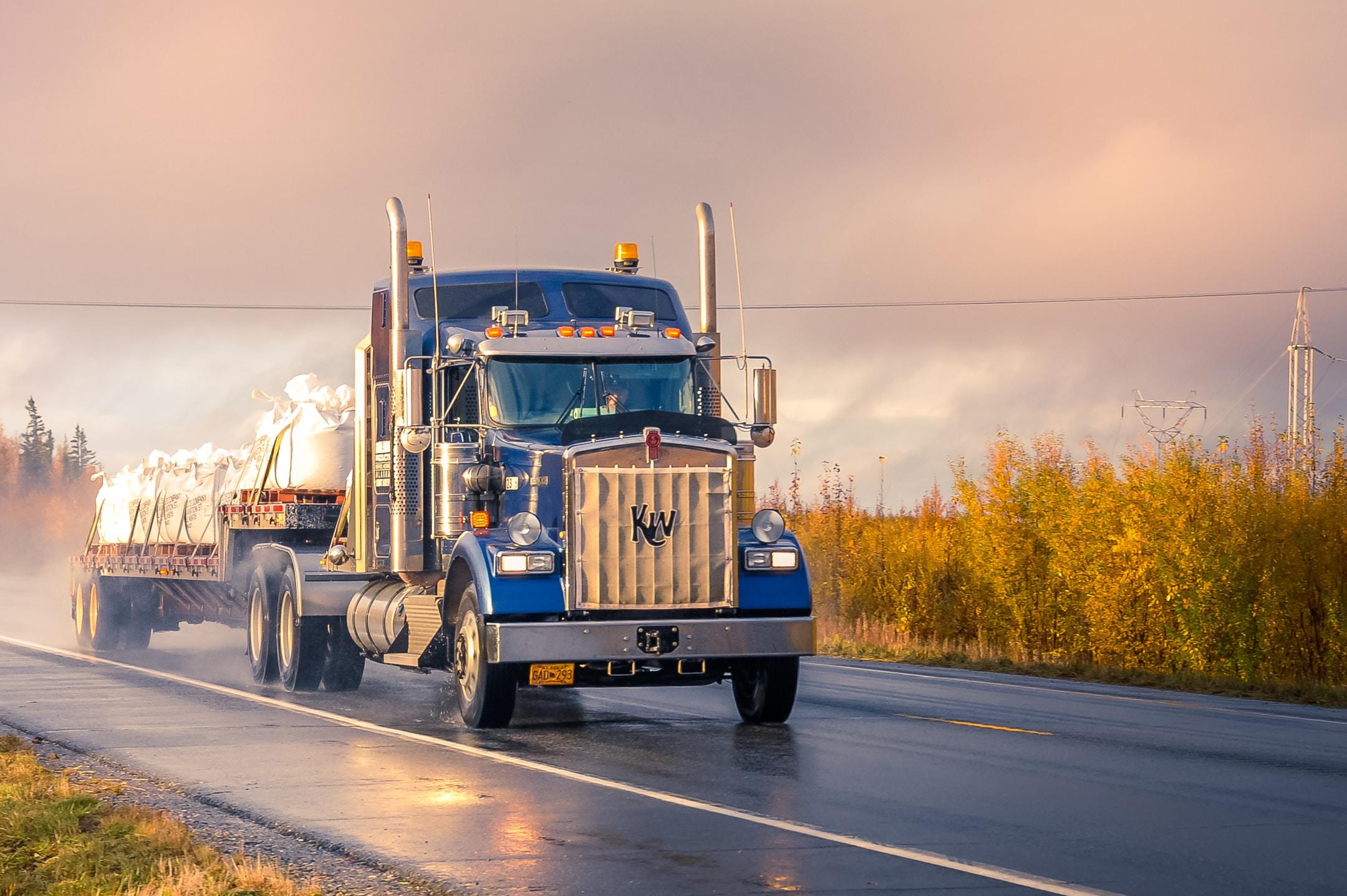 Image of a long haul trucker who hasn't received even a single CDL traffic ticket.