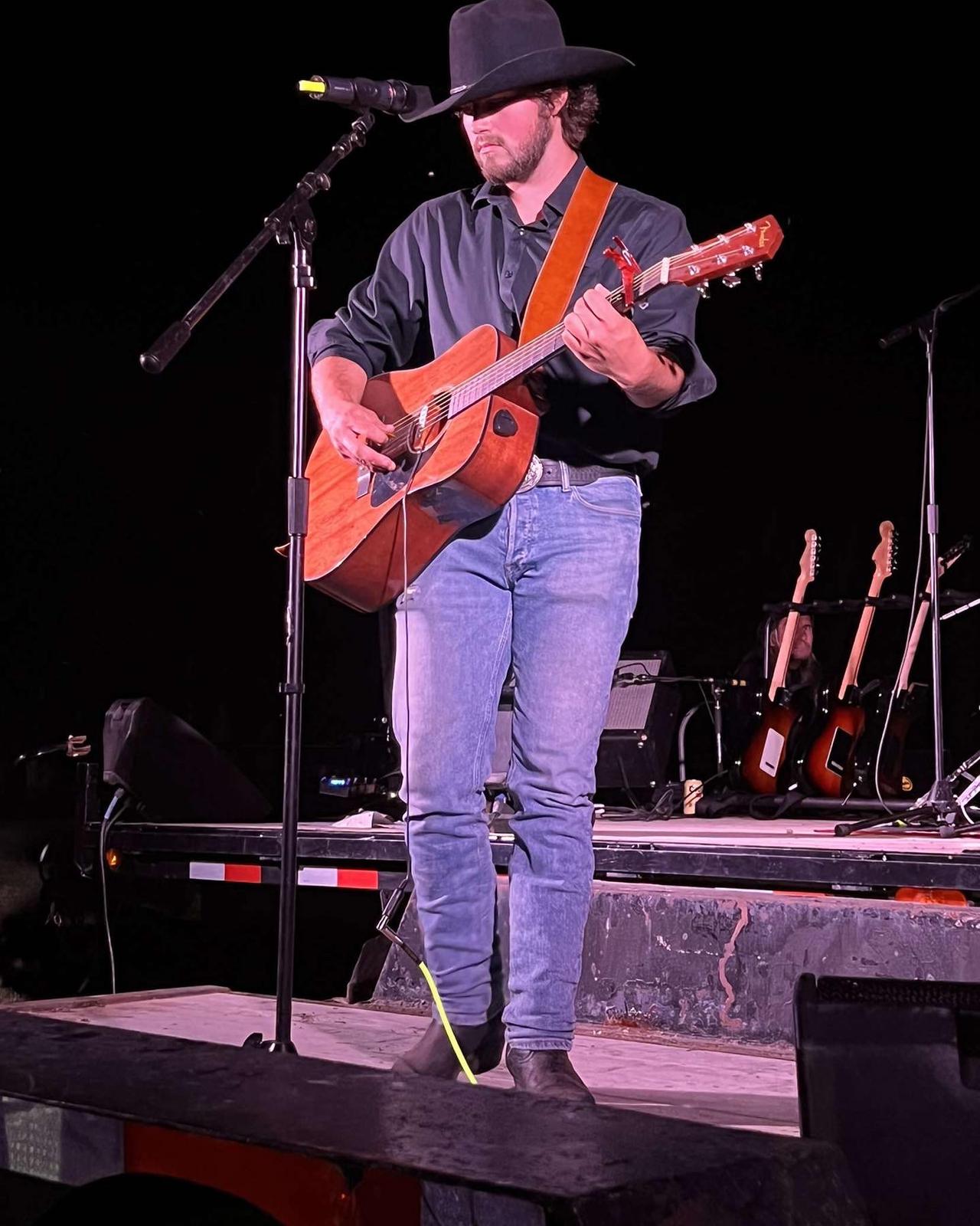 josh solo.jpg