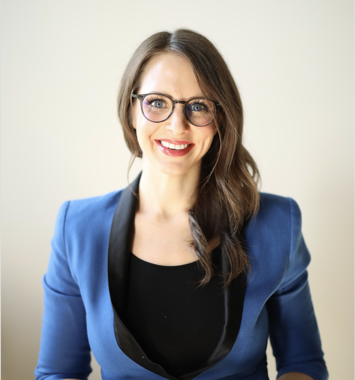 alyssa lefaivre headshot.png