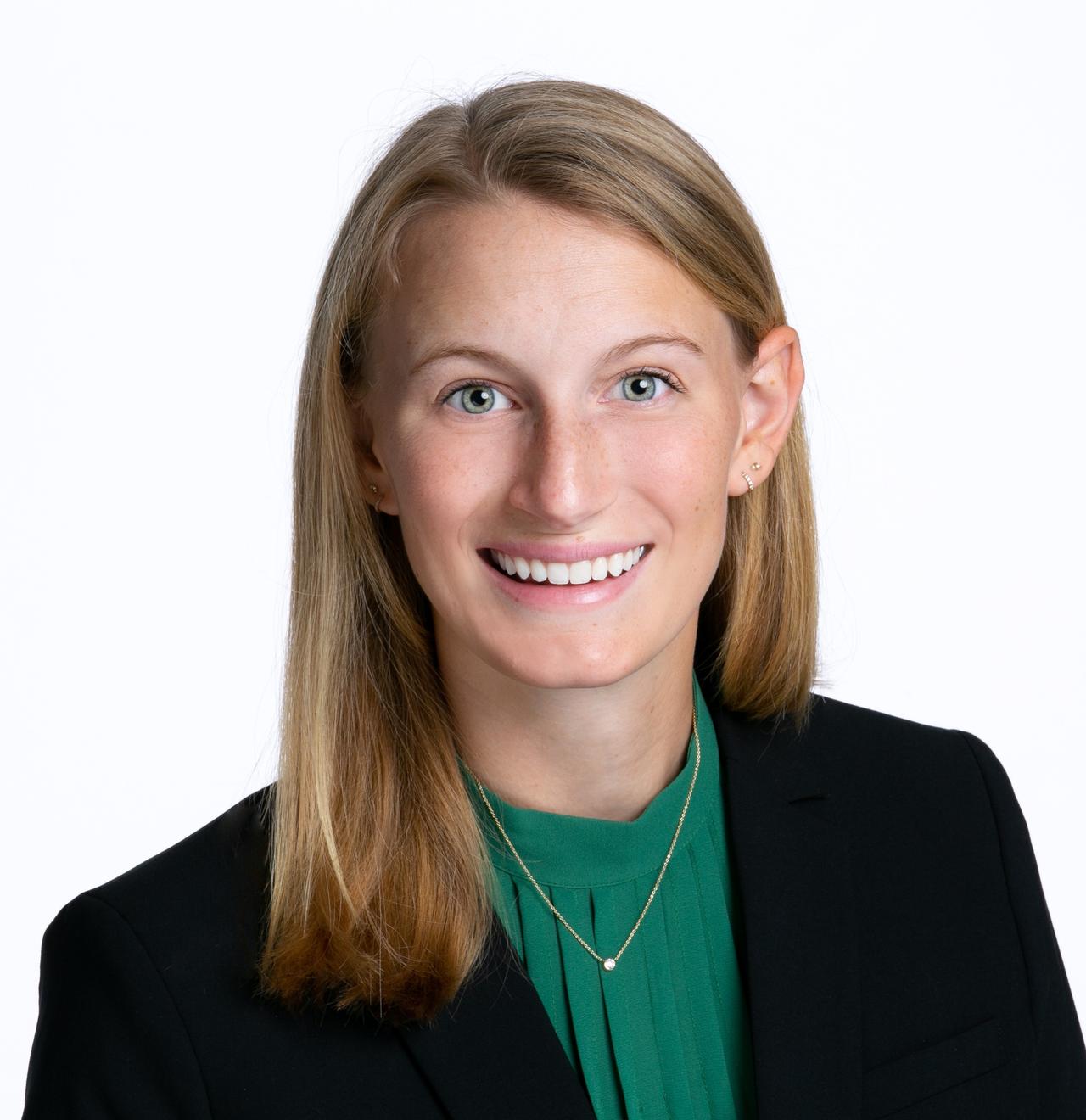 mueller headshot.jpg