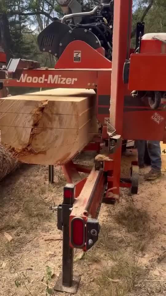 87c197e9e92245b9a9fed7e0ec36a694.mov