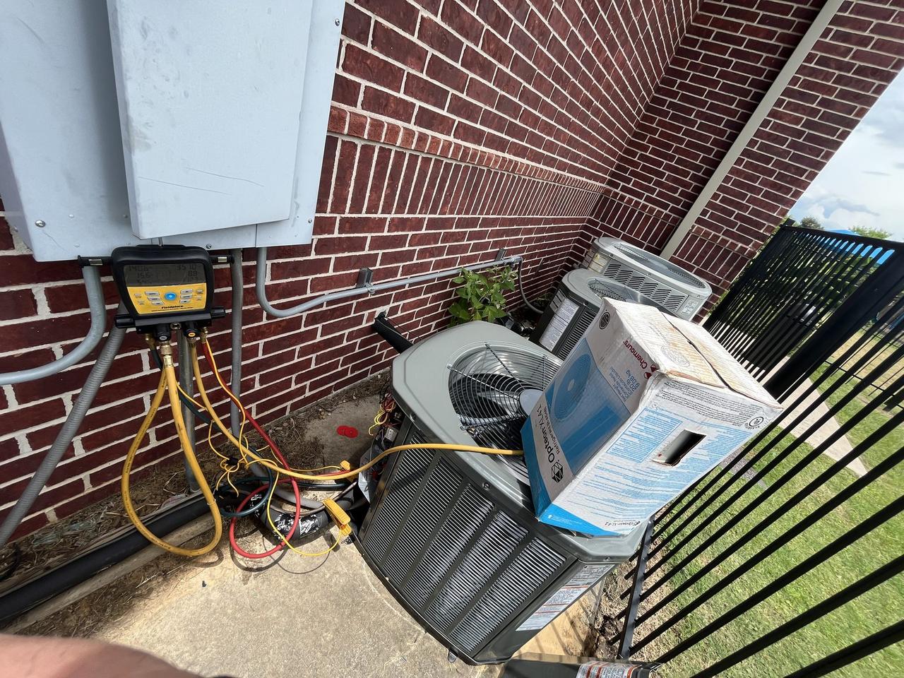 AC Repair Expo Heating and Cooling service vans in Spring TX, licensed Texas HVAC contractor TACLB43277C