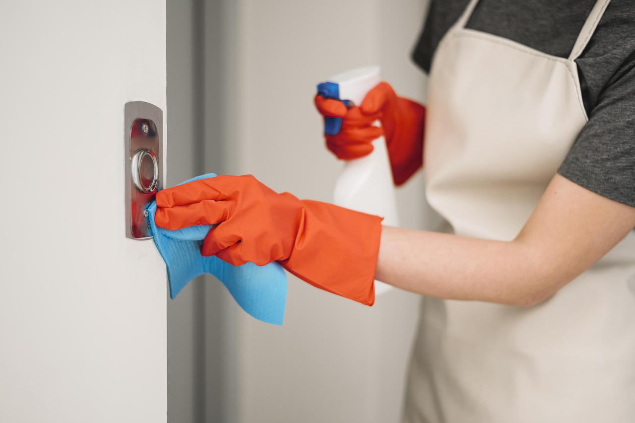 Deep Cleaning office