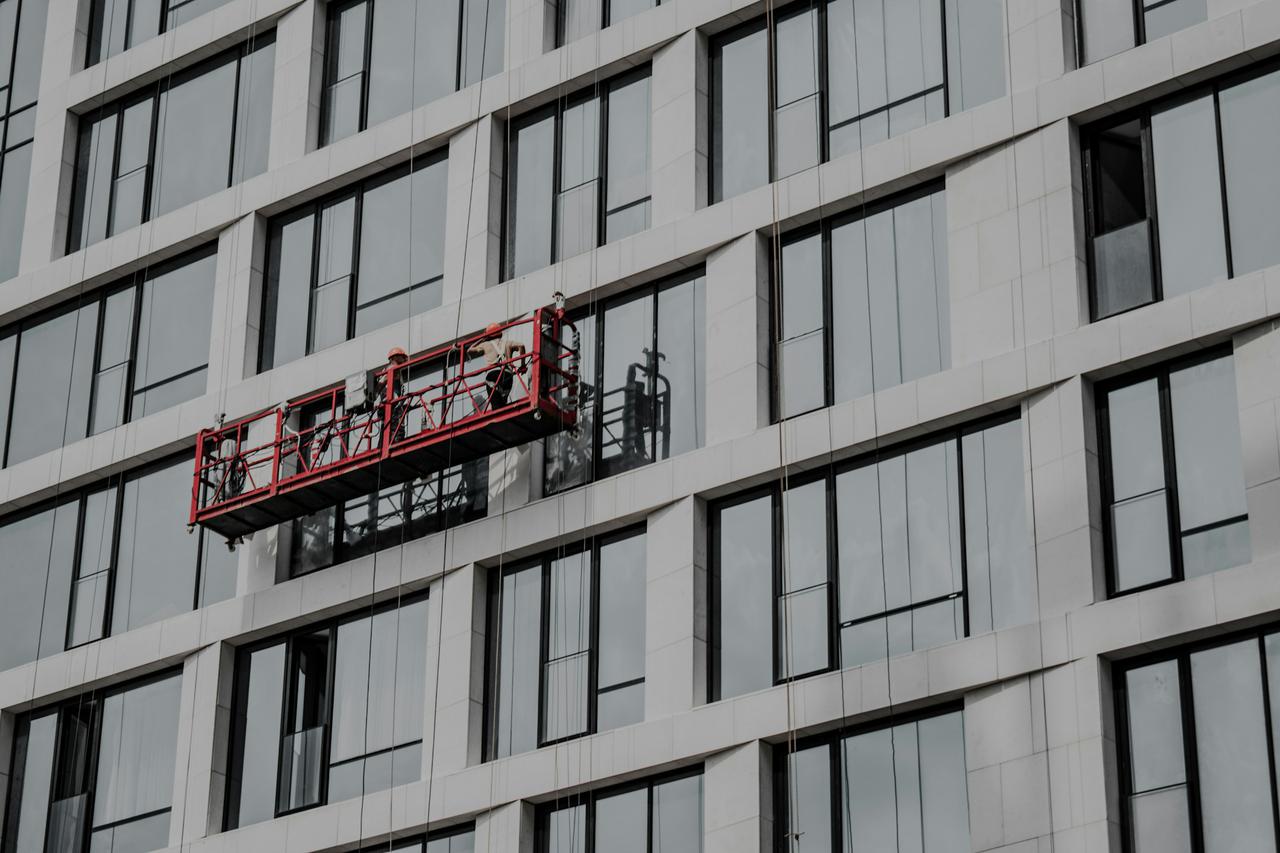 Windows cleaners