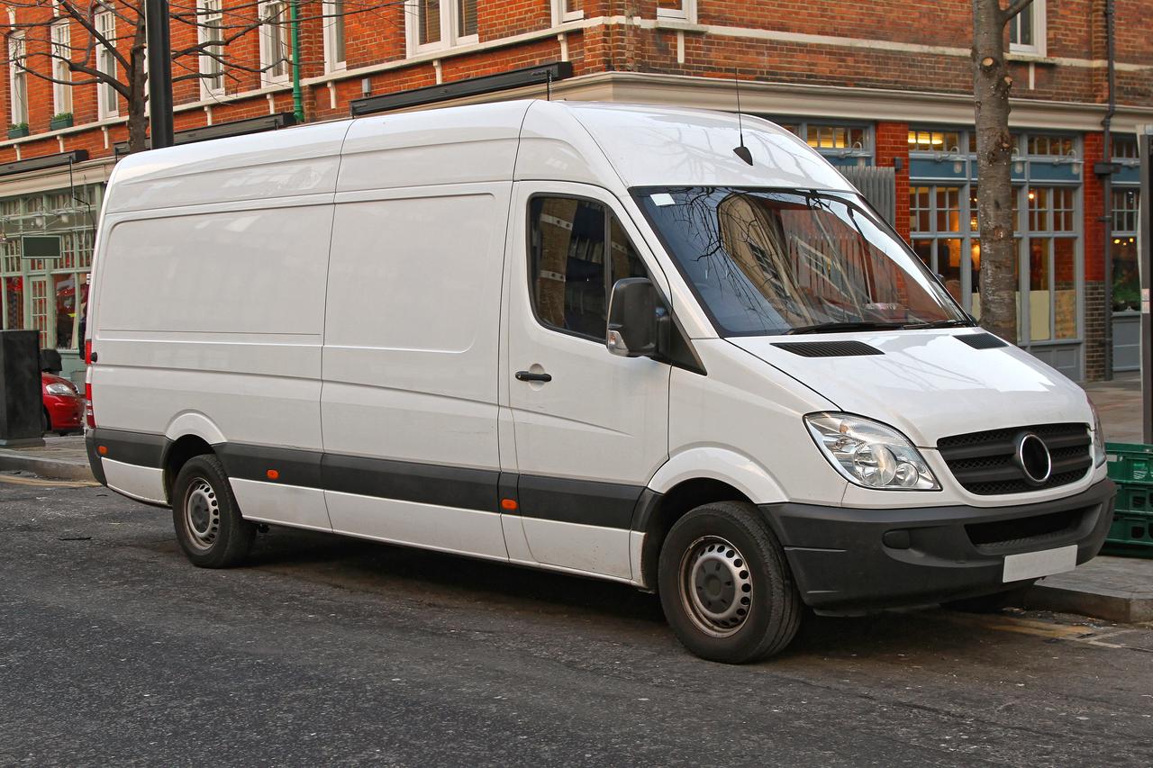 Vans glass installation