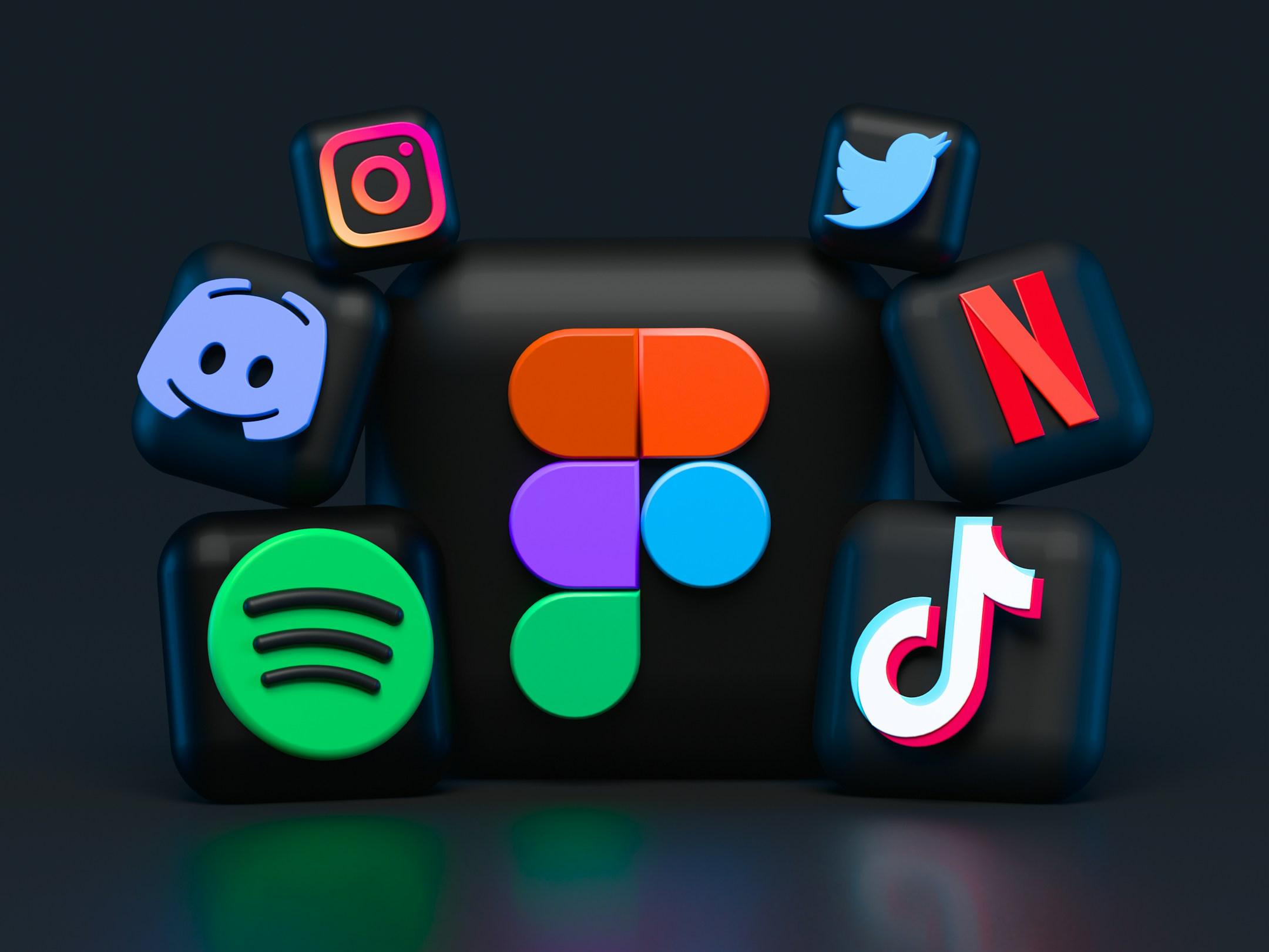 Dark Squad of Designers Productivity Tools 😄 Write me: alexanderbemore@gmail.com, if you need 3D visuals for your products.