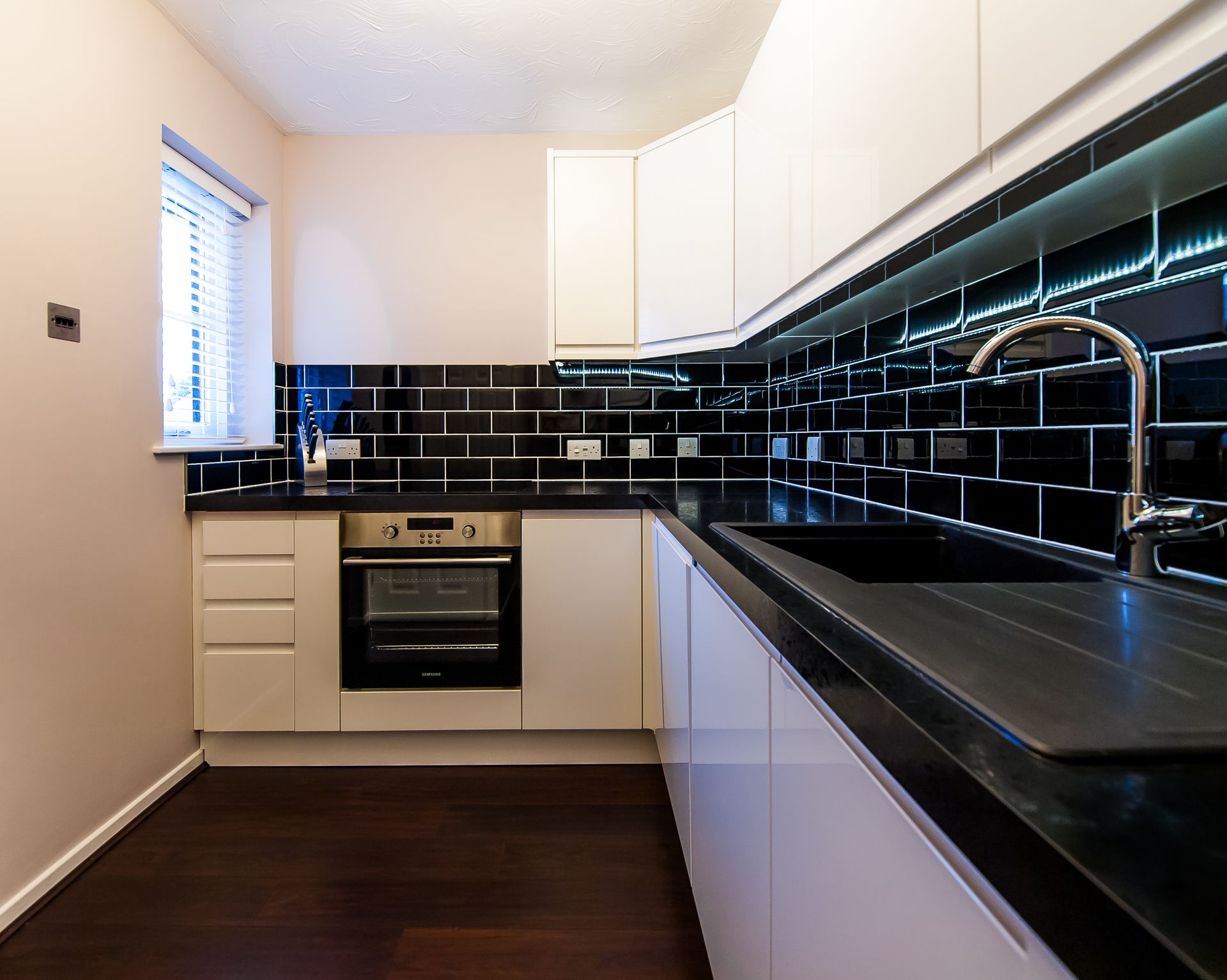 Kitchen sink installation