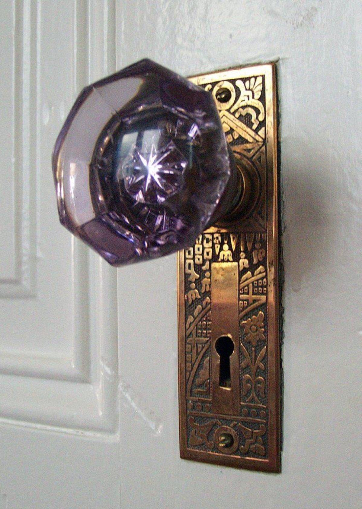 purple door to your dream home