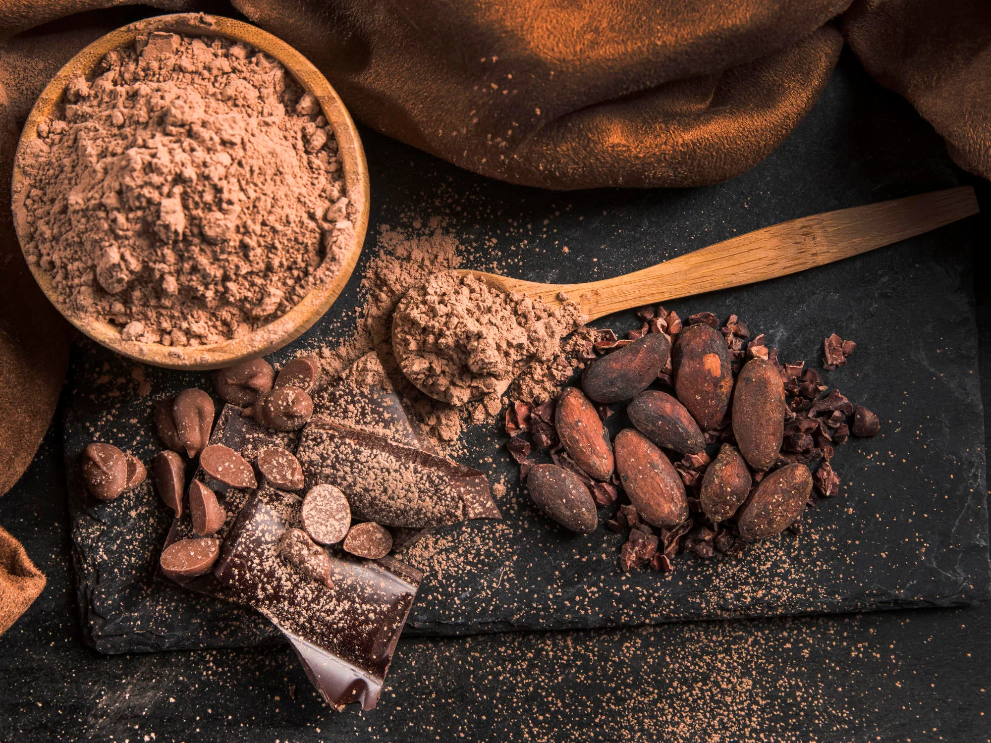2021-02-cacao-crudo-cose-e-differenze-con-il-cacao-tradizionale.jpg.webp