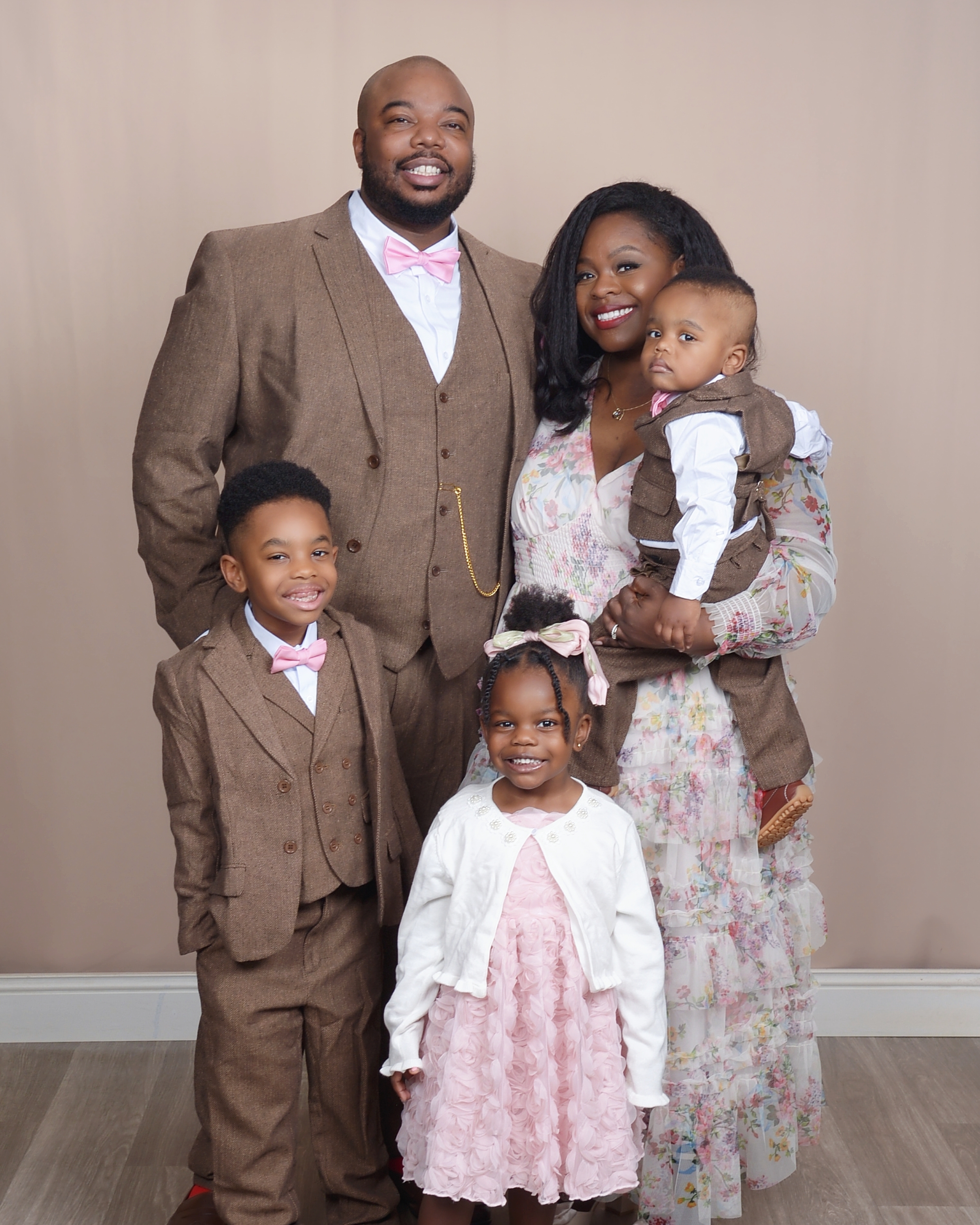 Raheem Askia with his family