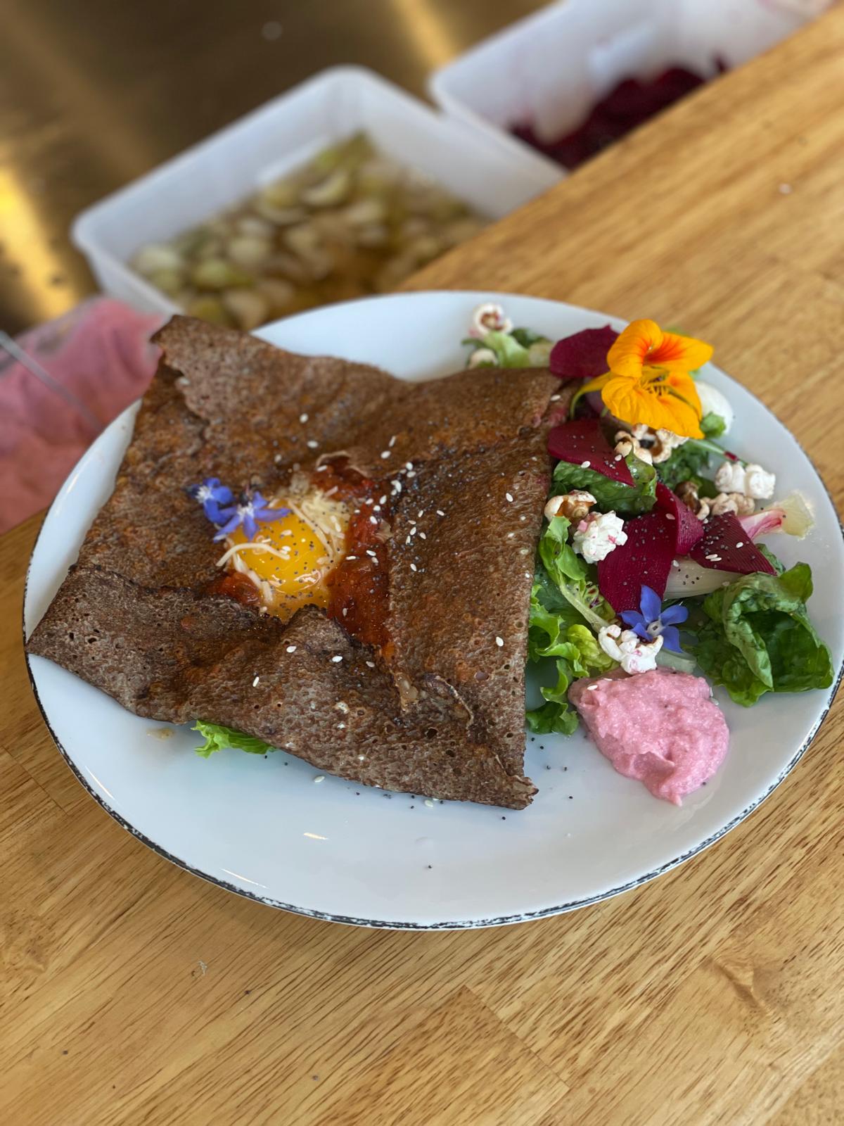 Crêpes délicieuses et traditionnelles préparées à la ferme de Boiséon